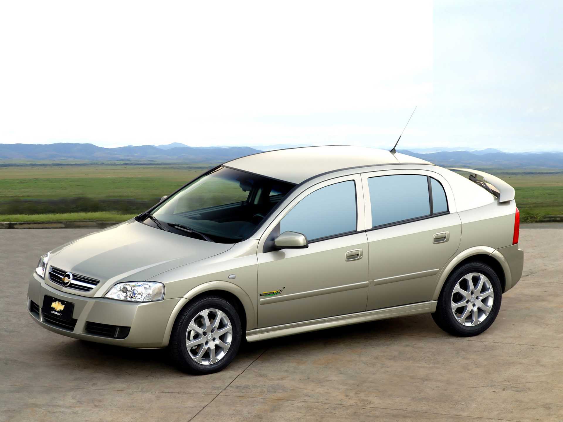 Chevrolet Astra 5-door 2.0 FlexPower E85 Manual, 128hp, 2004