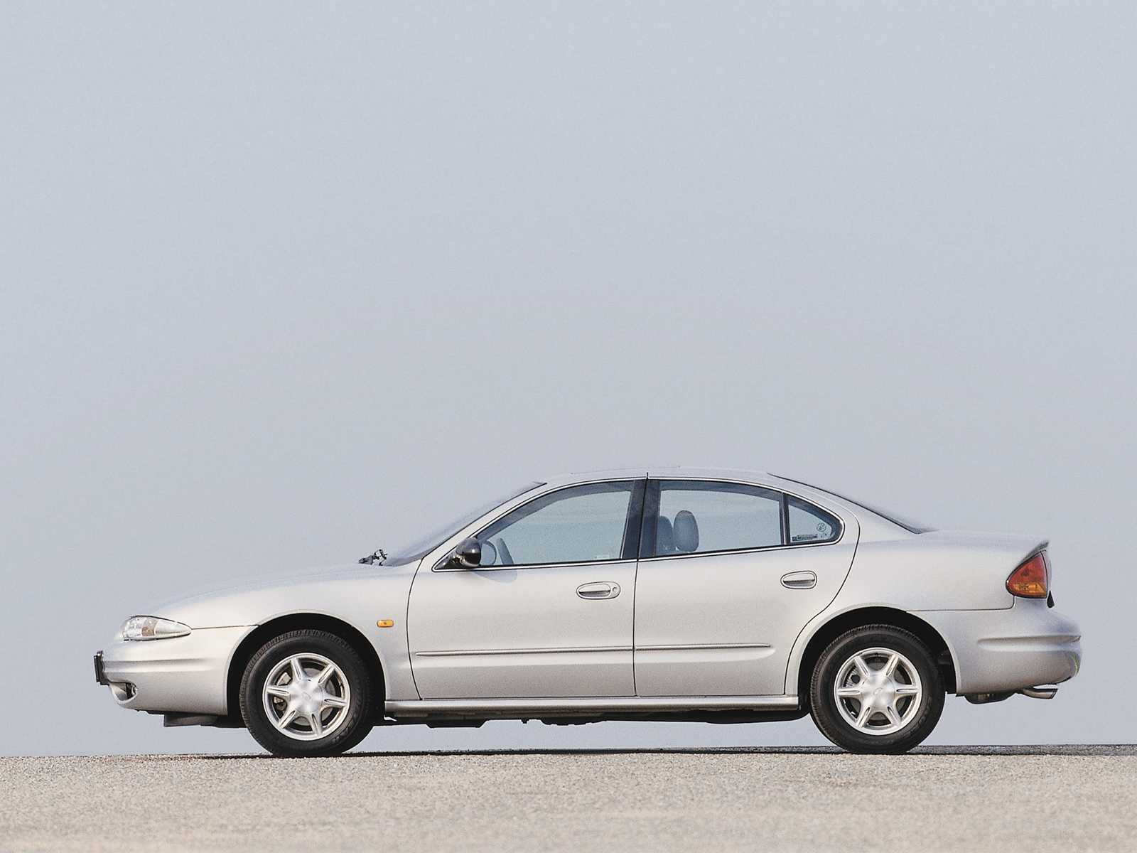 Chevrolet Alero 3.4 V6 Hydra-Matic, 177hp, 2000