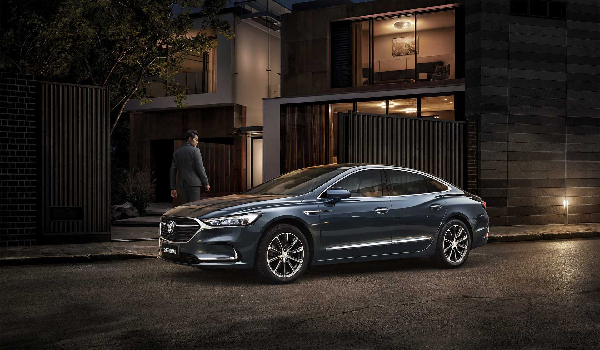 Buick LaCrosse 28T  Hydra-Matic, 241hp, 2020