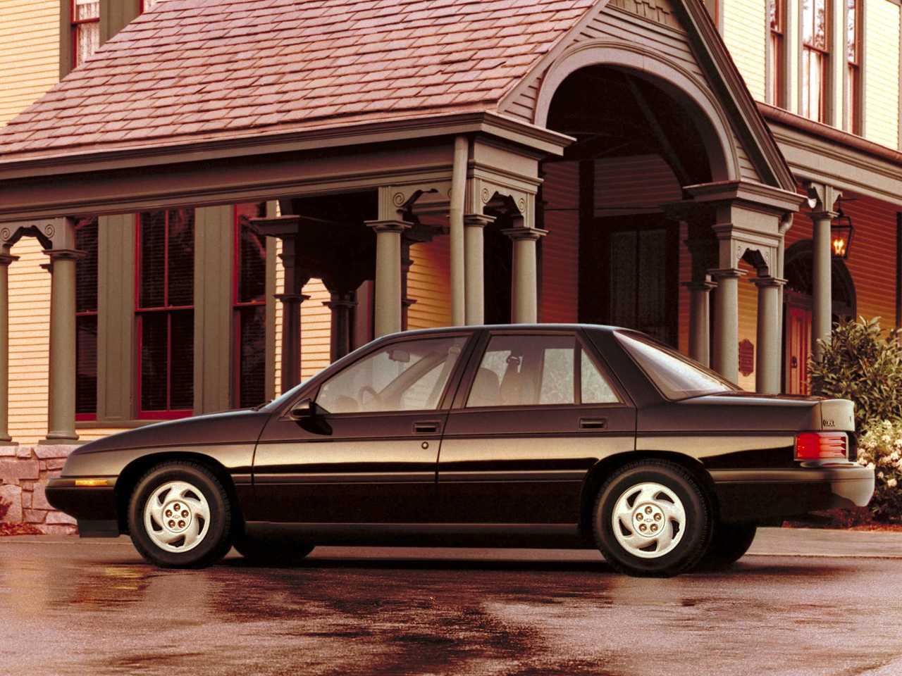 Chevrolet Corsica 3.1 V6 MFI Hydra-Matic, 141hp, 1992