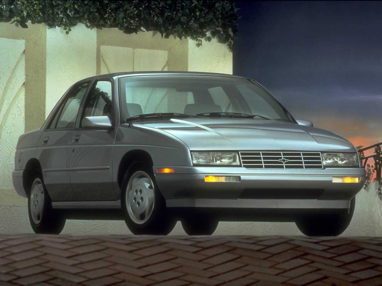 Chevrolet Corsica 3.1 V6 Hydra-Matic, 157hp, 1995