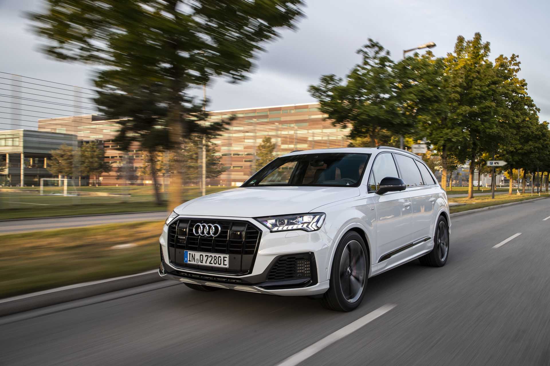 Audi Q7 60 TFSI e quattro  TipTronic, 456hp, 2020