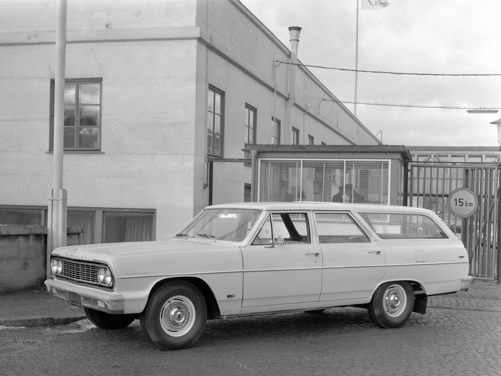 Chevrolet Chevelle 300 4-door Wagon 3.8 157hp, 1964