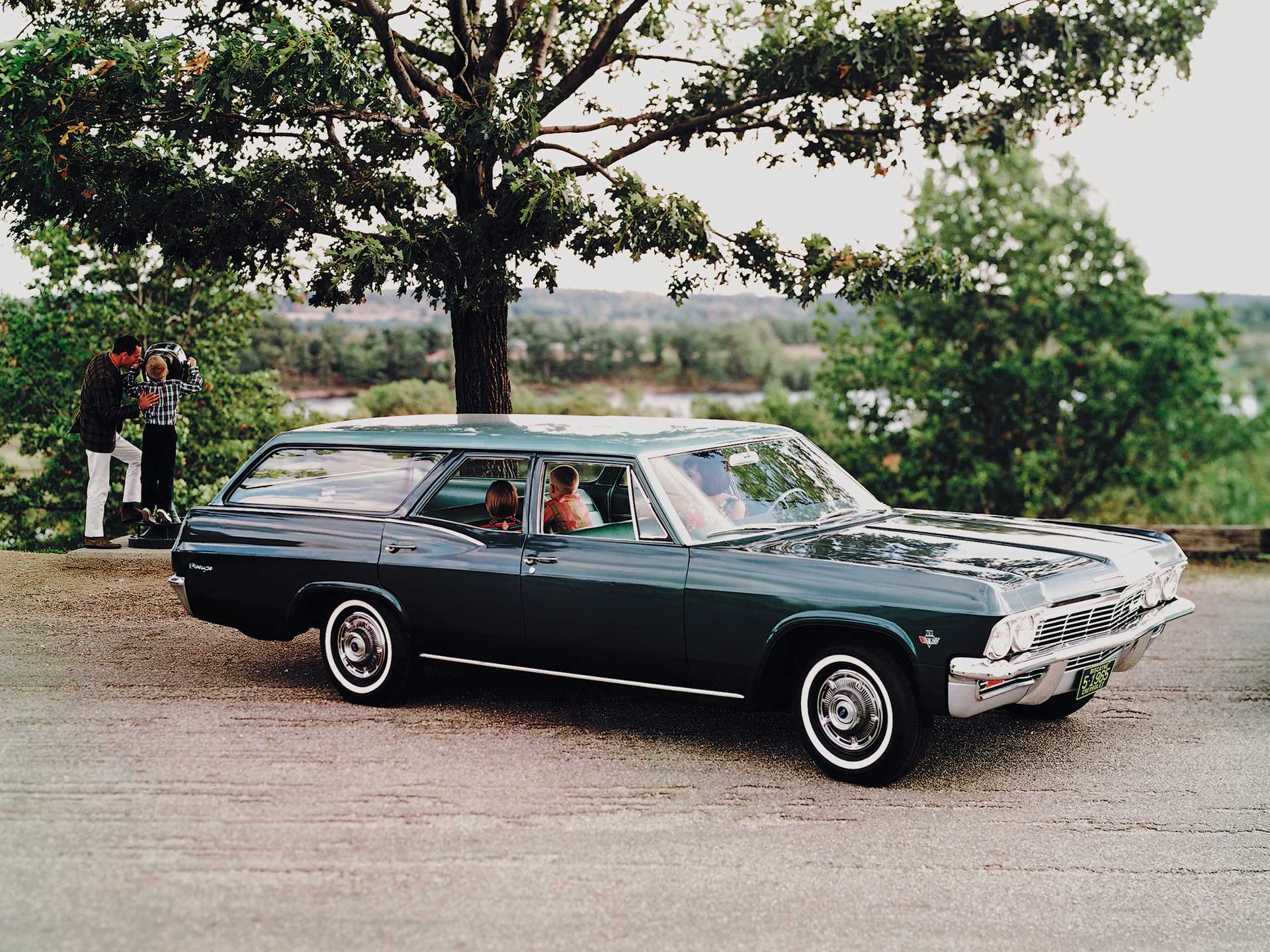 Chevrolet Biscayne 4.6 V8 4th Generation