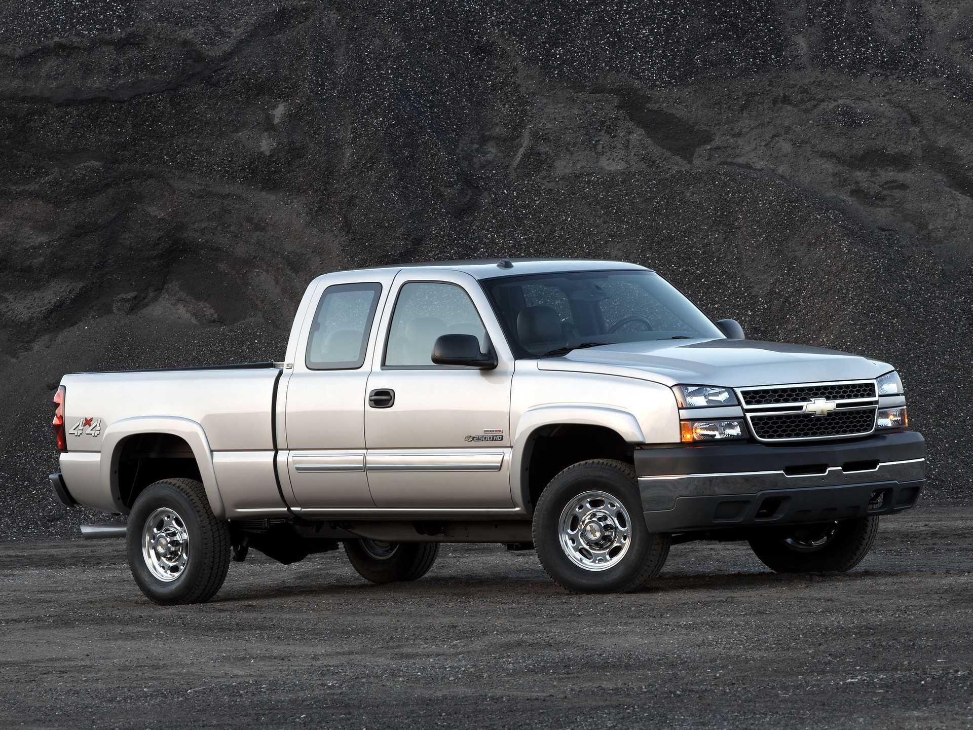 Chevrolet Silverado 2500 HD Extended Cab 8.1 V8 Manual, 335hp, 2007