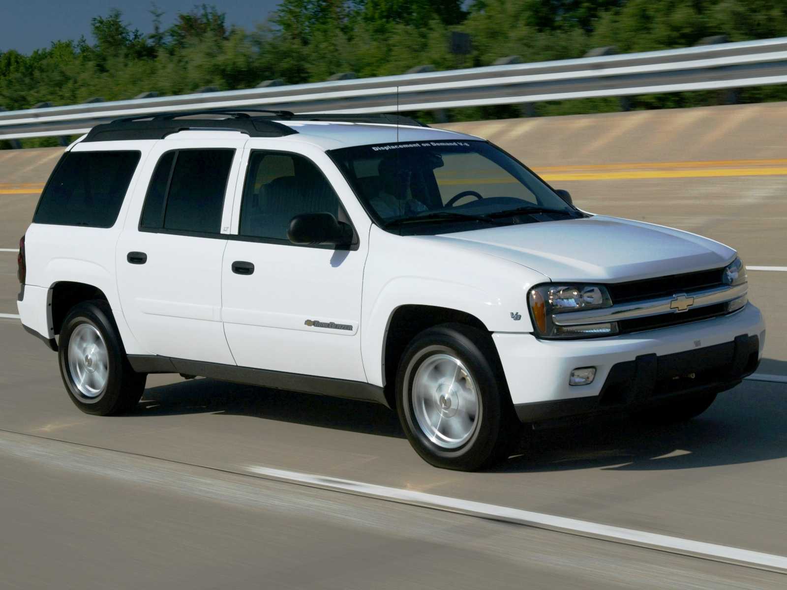 Chevrolet TrailBlazer EXT 1st Generation 5.3 V8 4WD Hydra-Matic, 4-speed