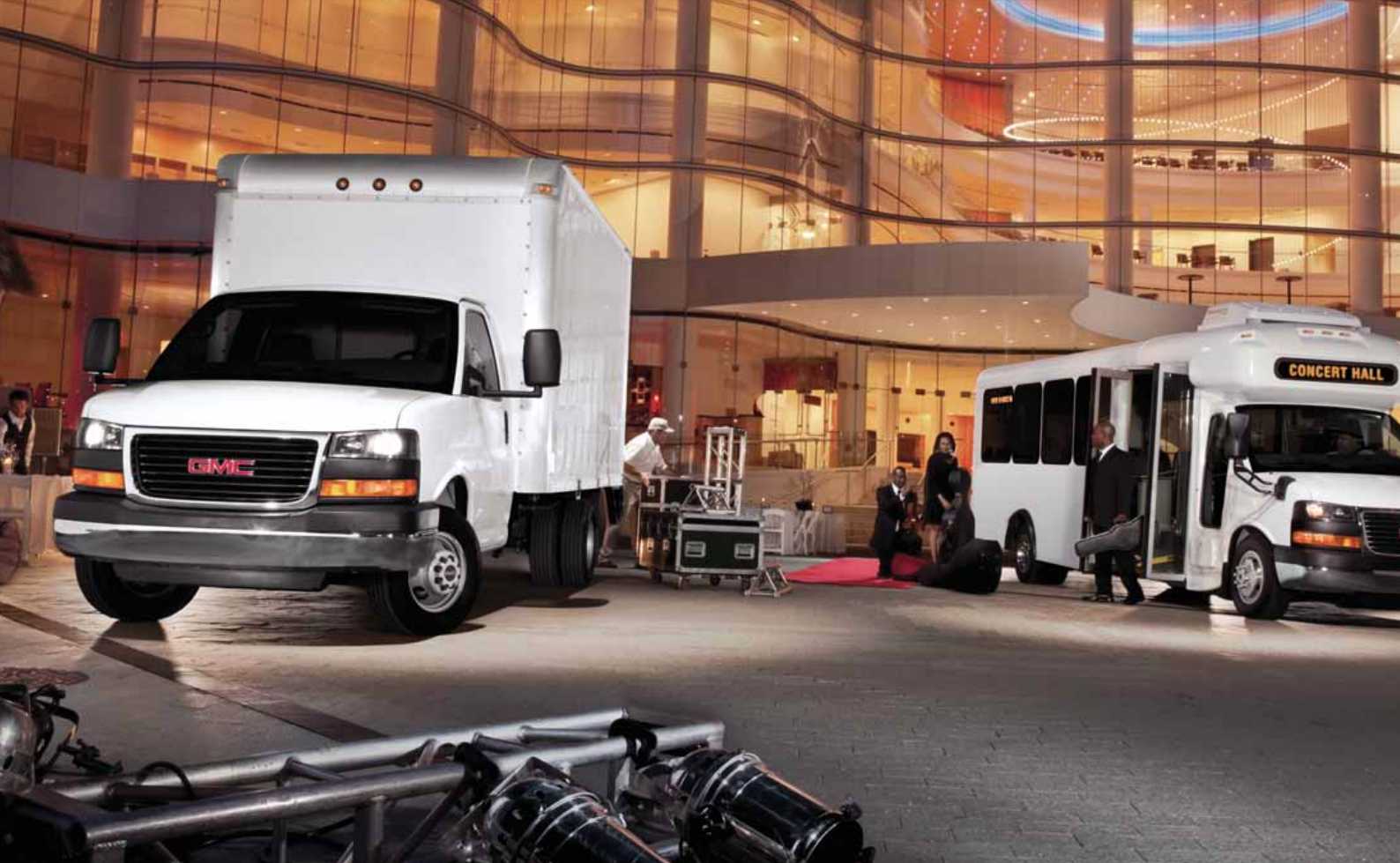 GMC Savana G4500 Cutaway Van 6.0 V8 FlexFuel Hydra-Matic, 328hp, 2014