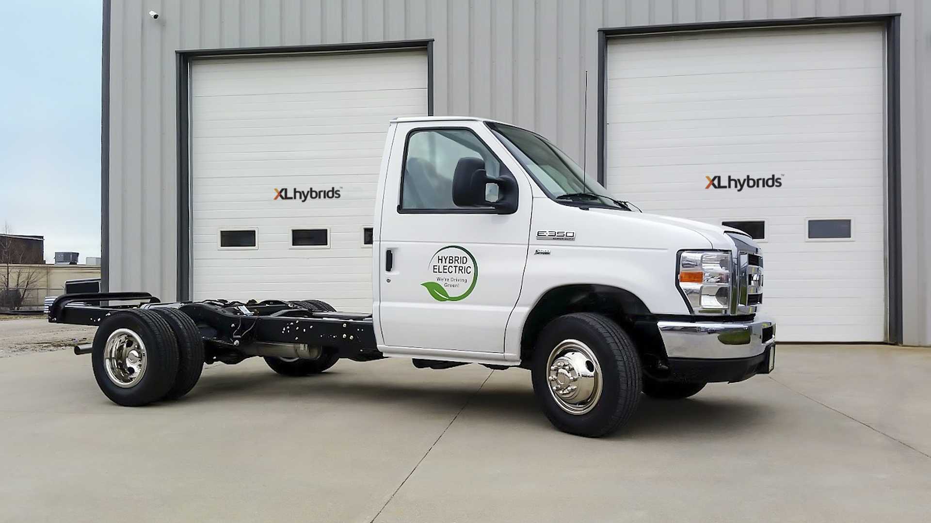 Ford E-350 Super Duty 6.2 V8 FFV TorqShift, 336hp, 2020