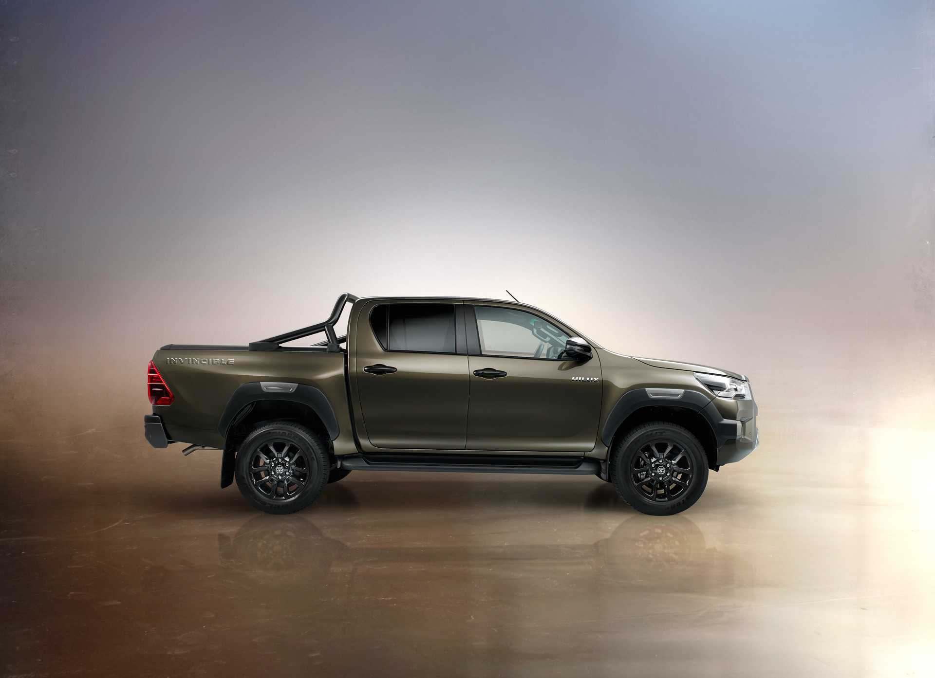 Toyota Hilux 2.8 4WD AN120/AN130 Facelift