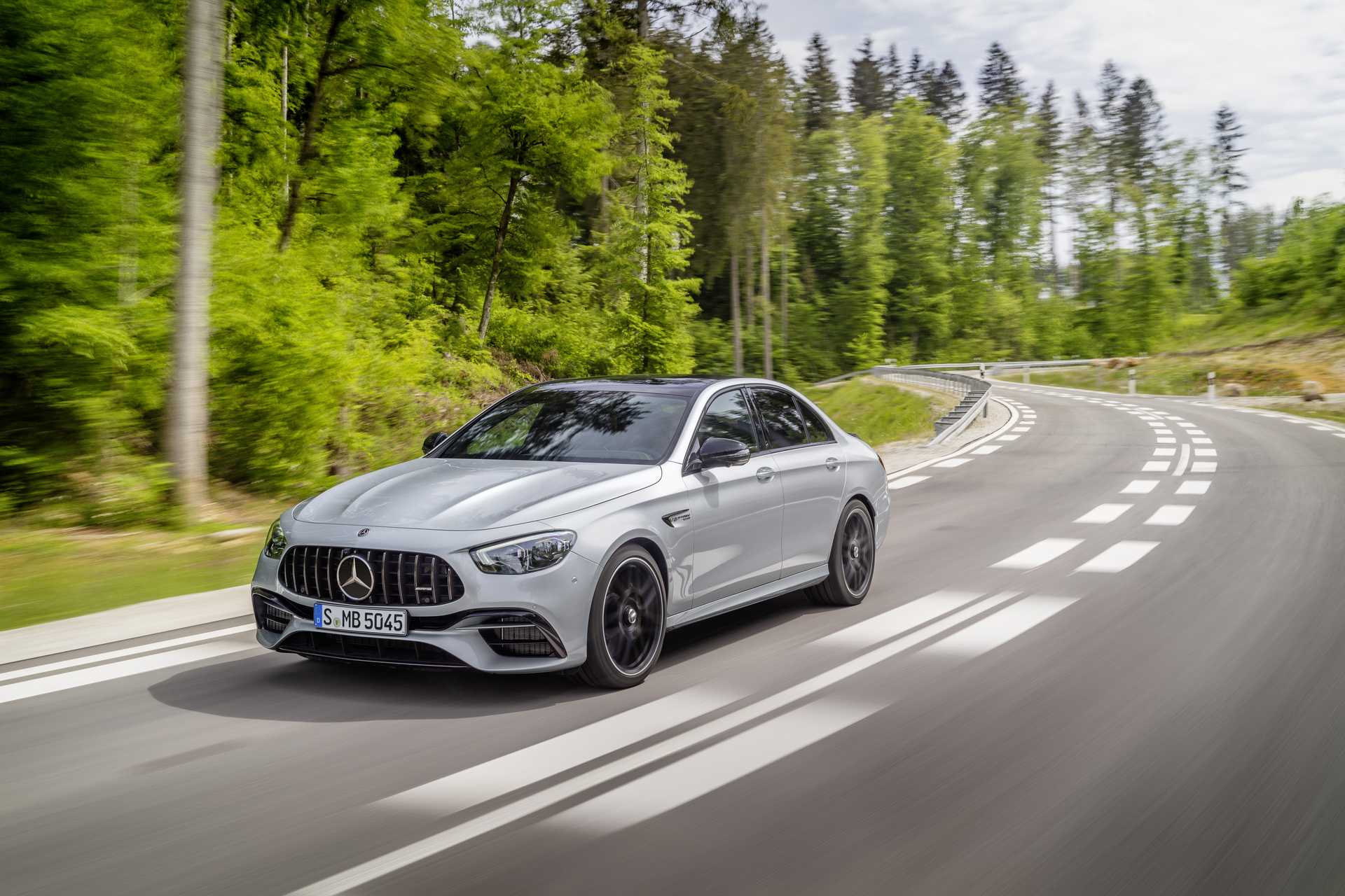 Mercedes-Benz AMG E 63 S 4MATIC+  612hp, 2021