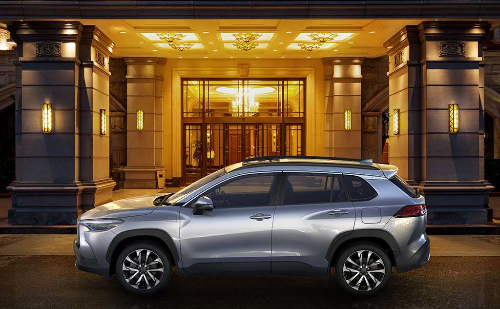 Toyota Corolla Cross 1.8 Super CVT‐i, 140hp, 2021