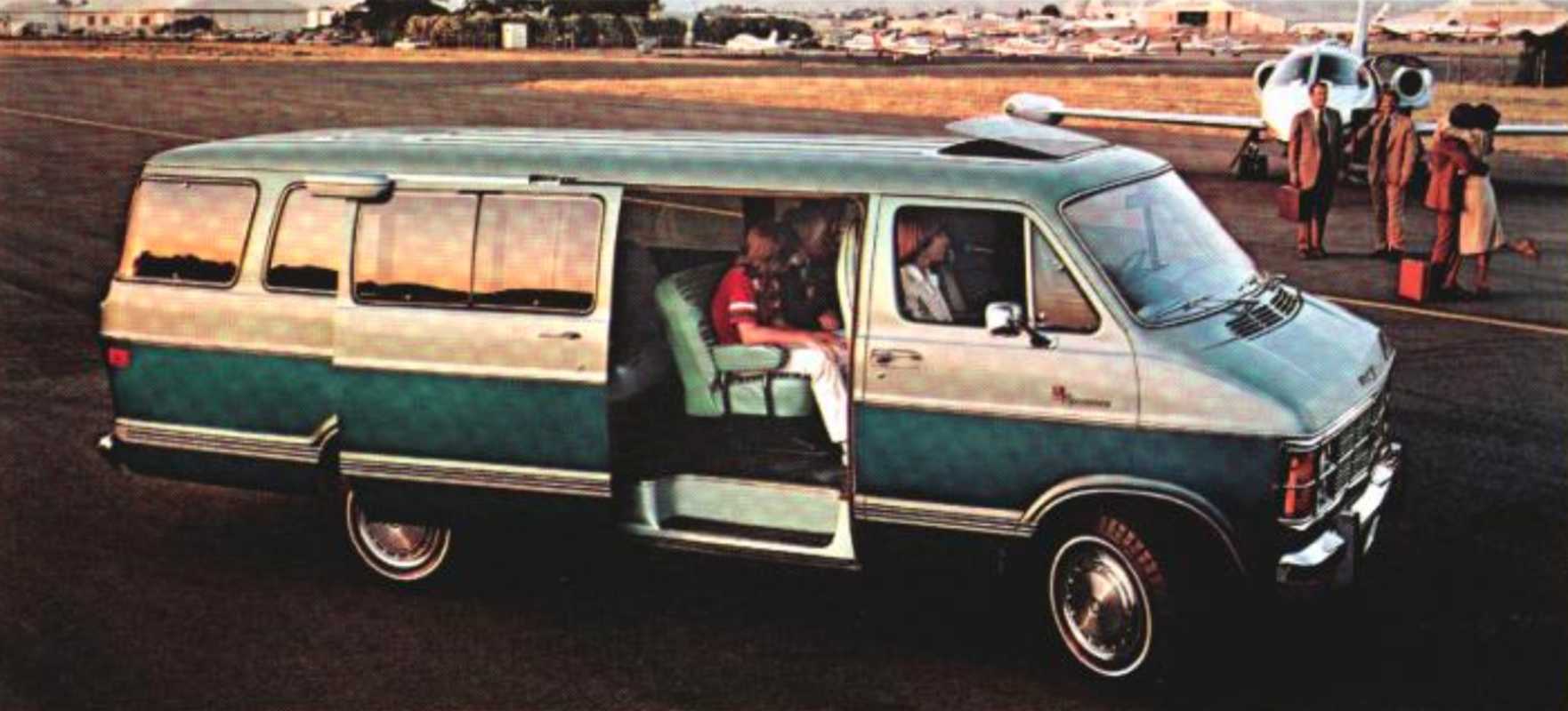 Dodge B200 Sportsman 5.9 V8 LoadFlite, 173hp, 1980