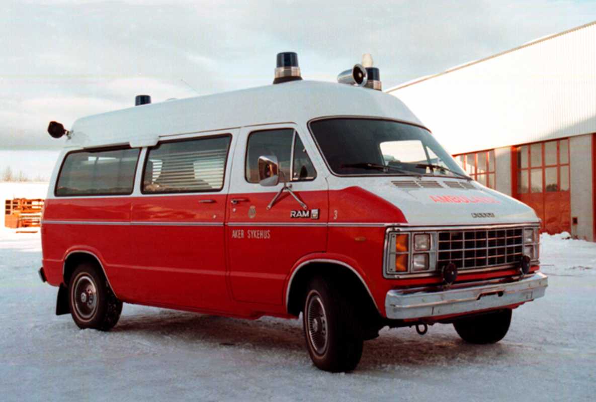 Dodge Ram B350 Conversion Van 5.9 V8 TorqueFlite, 3-speed