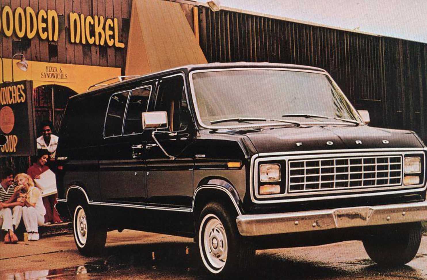 Ford Econoline E-150 Van 4.9 SelectShift, 117hp, 1982