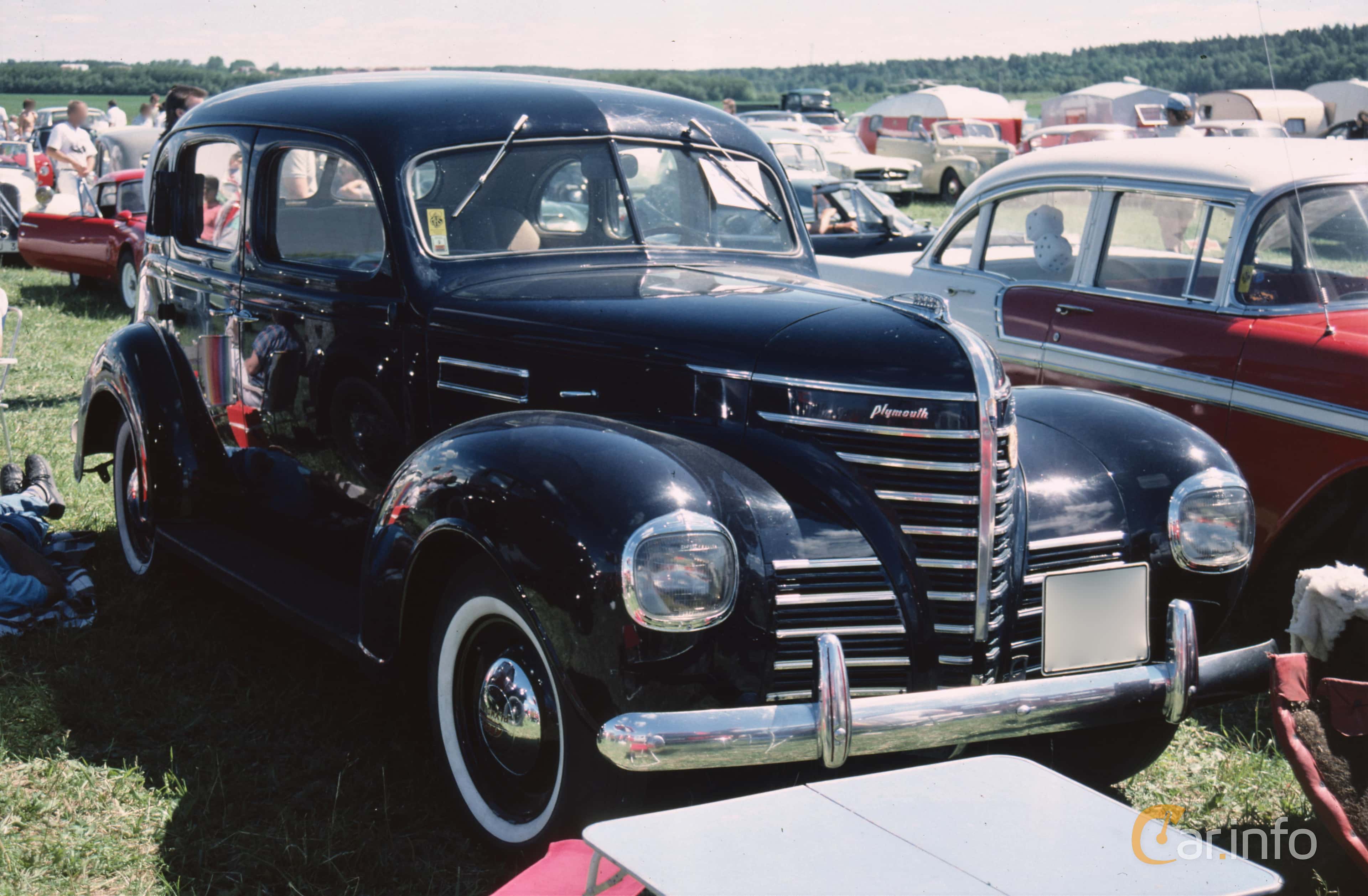 Plymouth Roadking Sedan 3.3 Manual, 82hp, 1939
