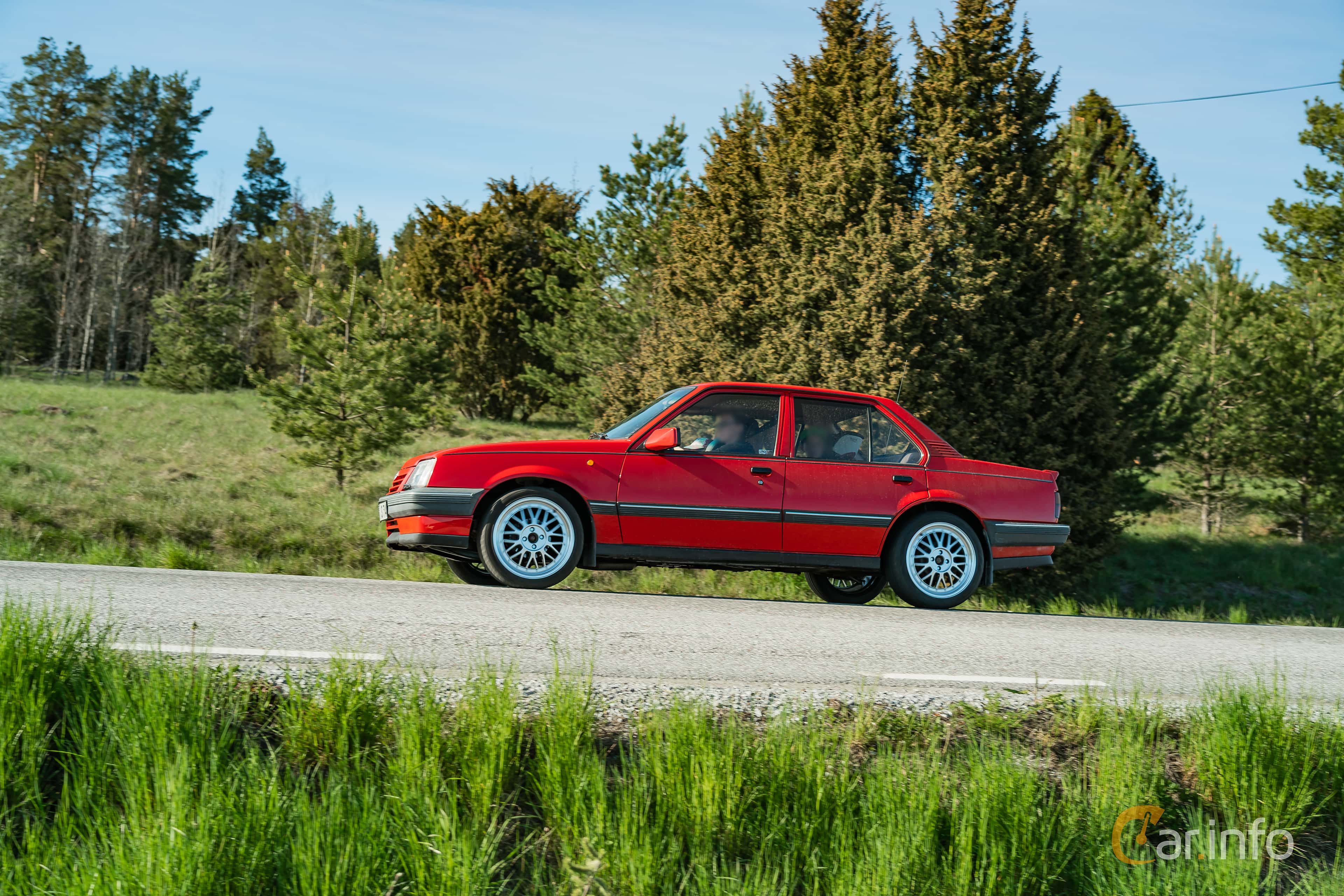 Opel Ascona 4-door 1.6 Manual, 82hp, 1989
