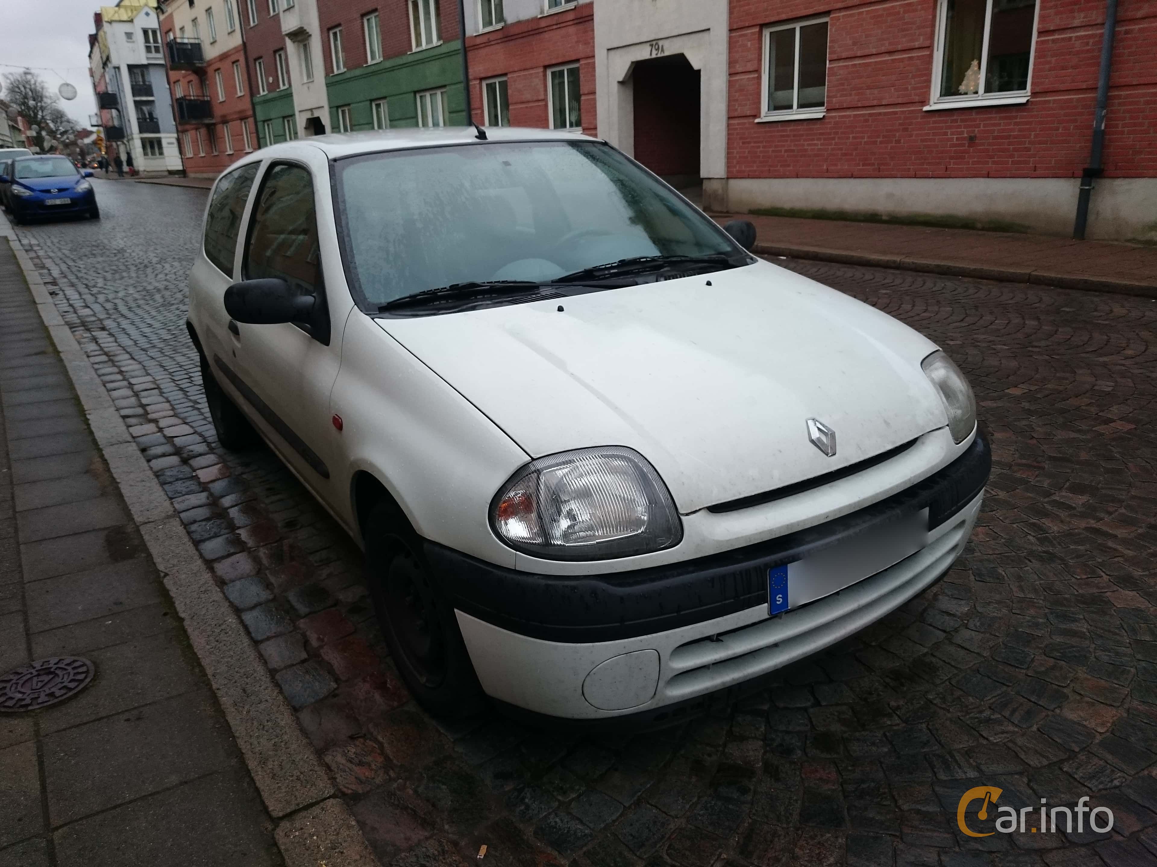 Renault Clio 3-door Hatchback 1.2 Manual, 58hp, 2002