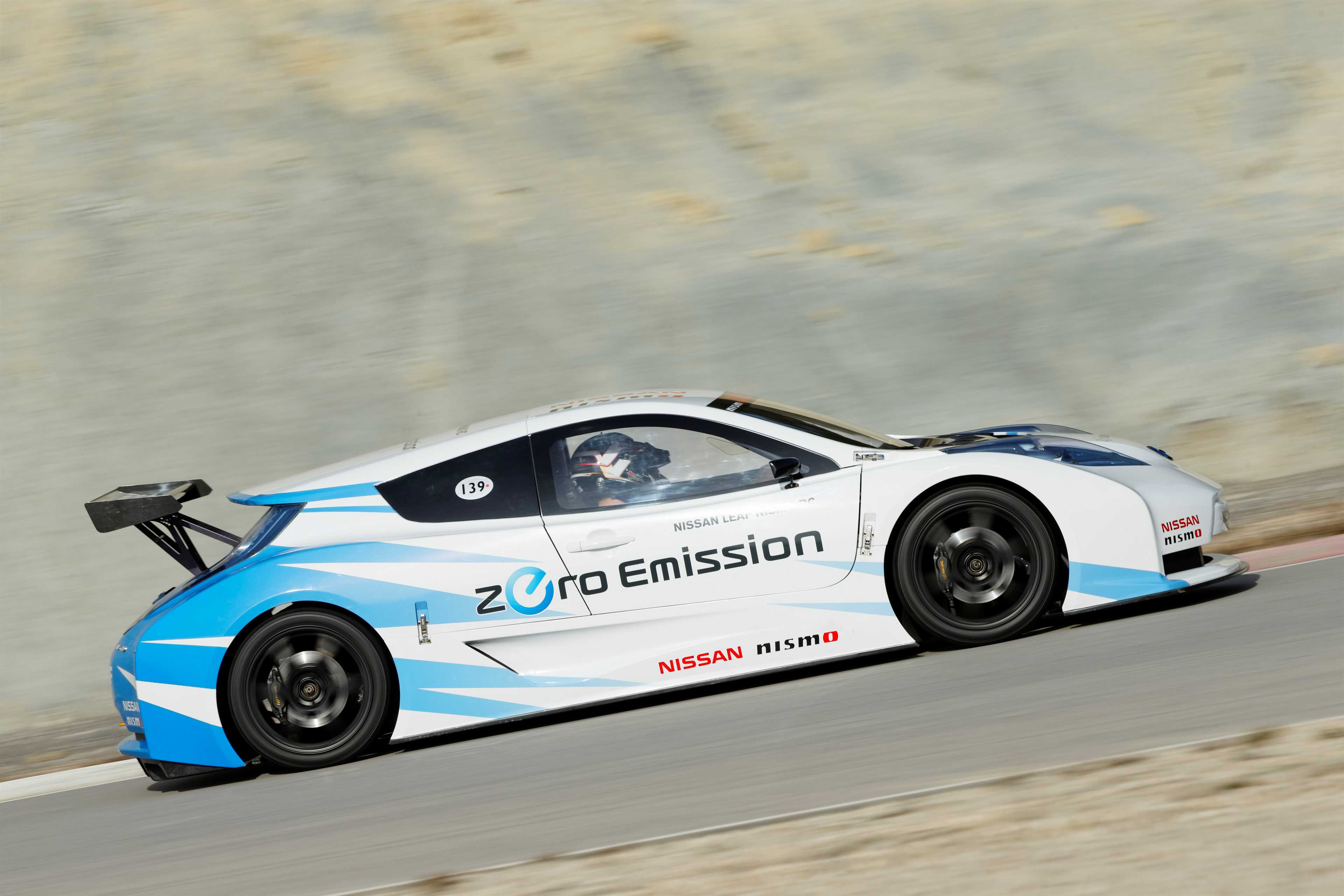 Nissan Concept 24 kWh Concept