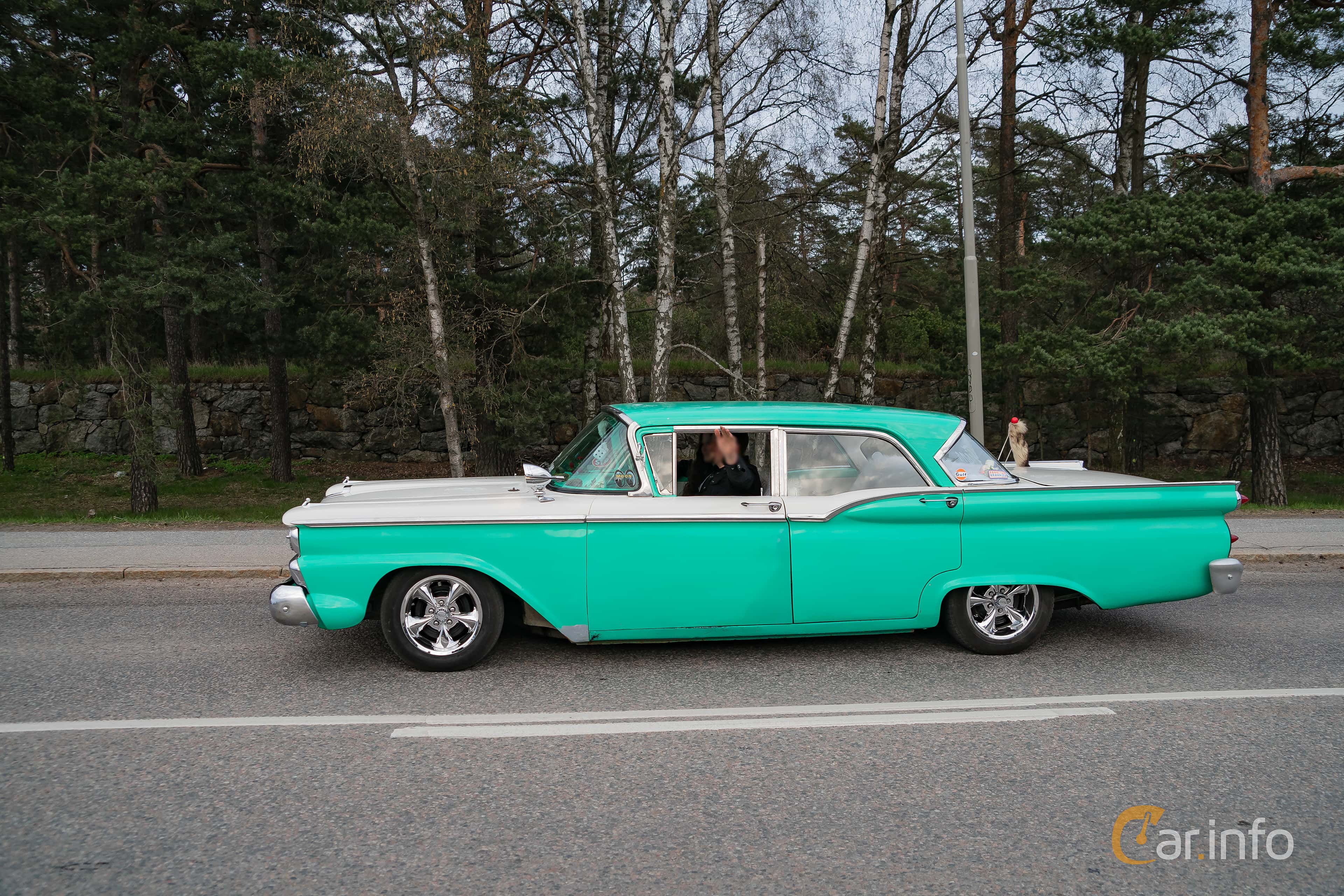 Ford Custom 3.7 3rd Generation, Automatic, 2-speed