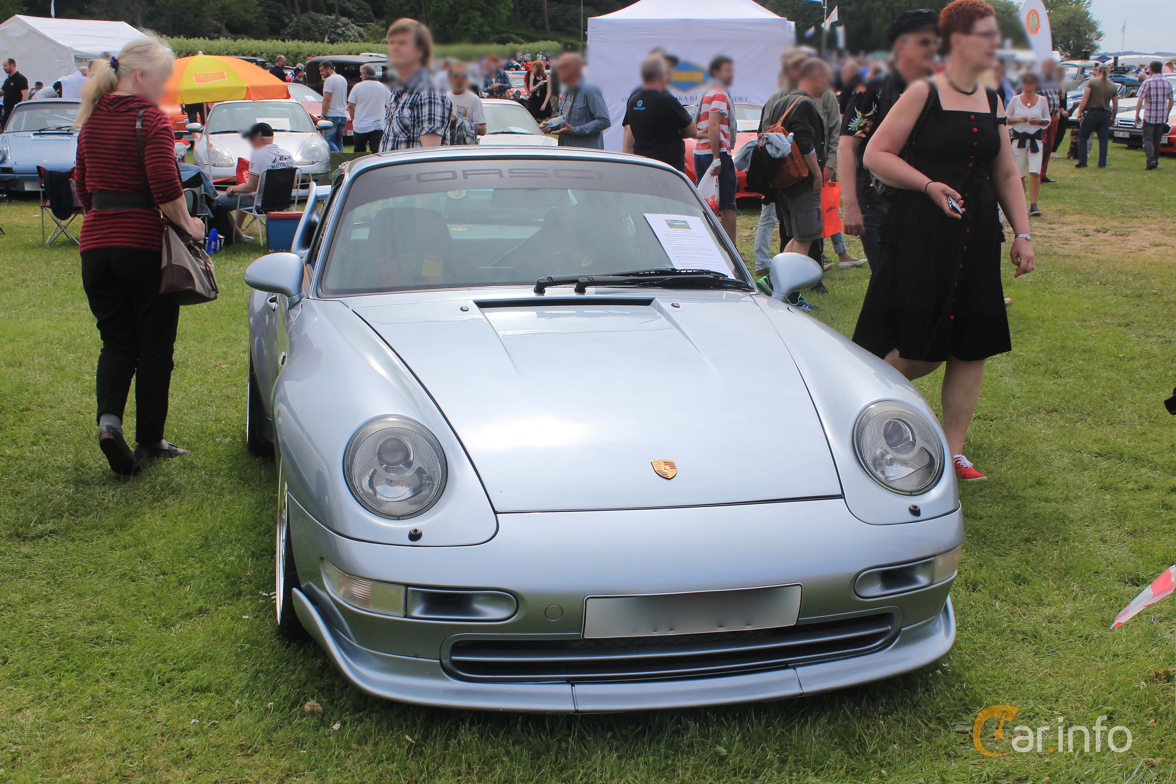 Porsche 911 Carrera 4  Manual, 272hp, 1995