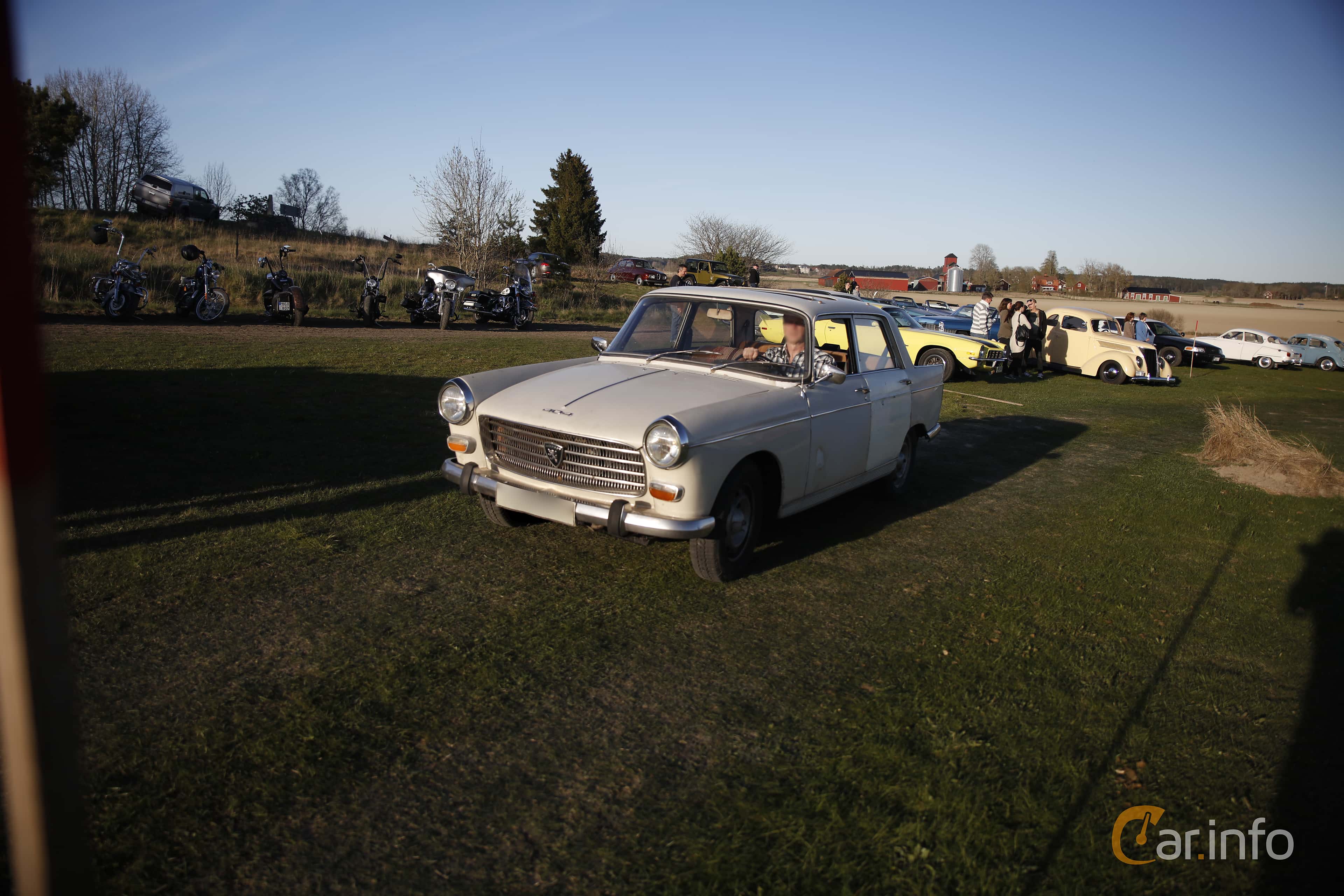 Peugeot 404 1.6 Manual, 68hp, 1971