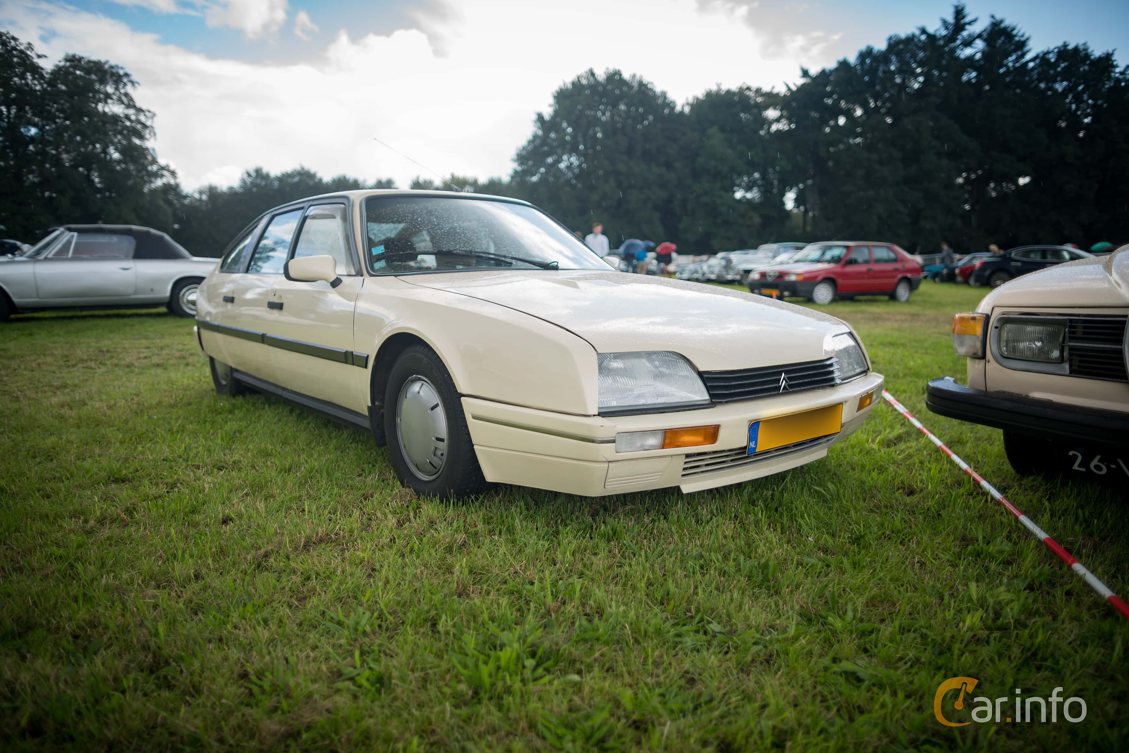 Citroën CX 20 2.0 Manual, 106hp, 1988