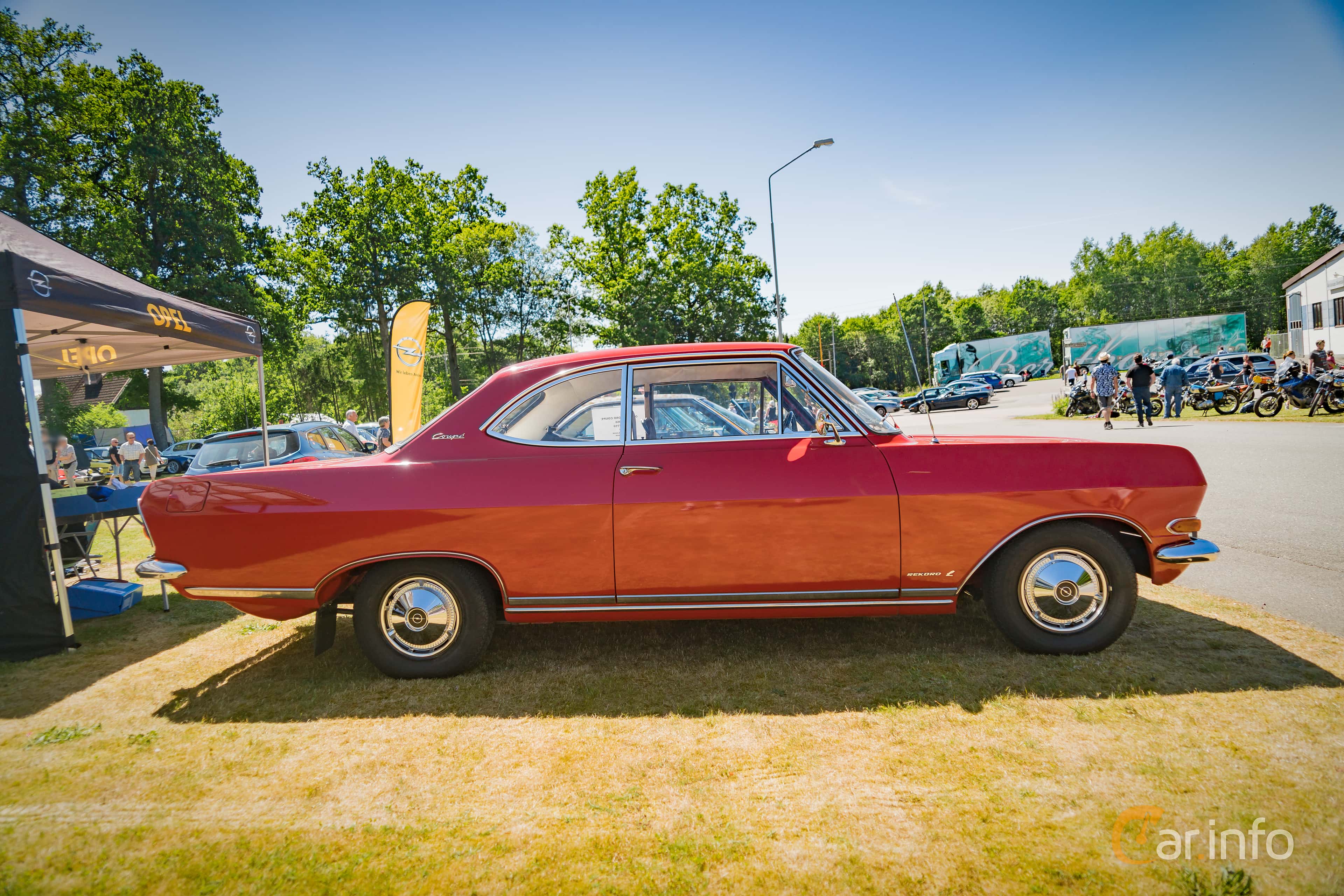 Opel Rekord Coupé generation B 1.9