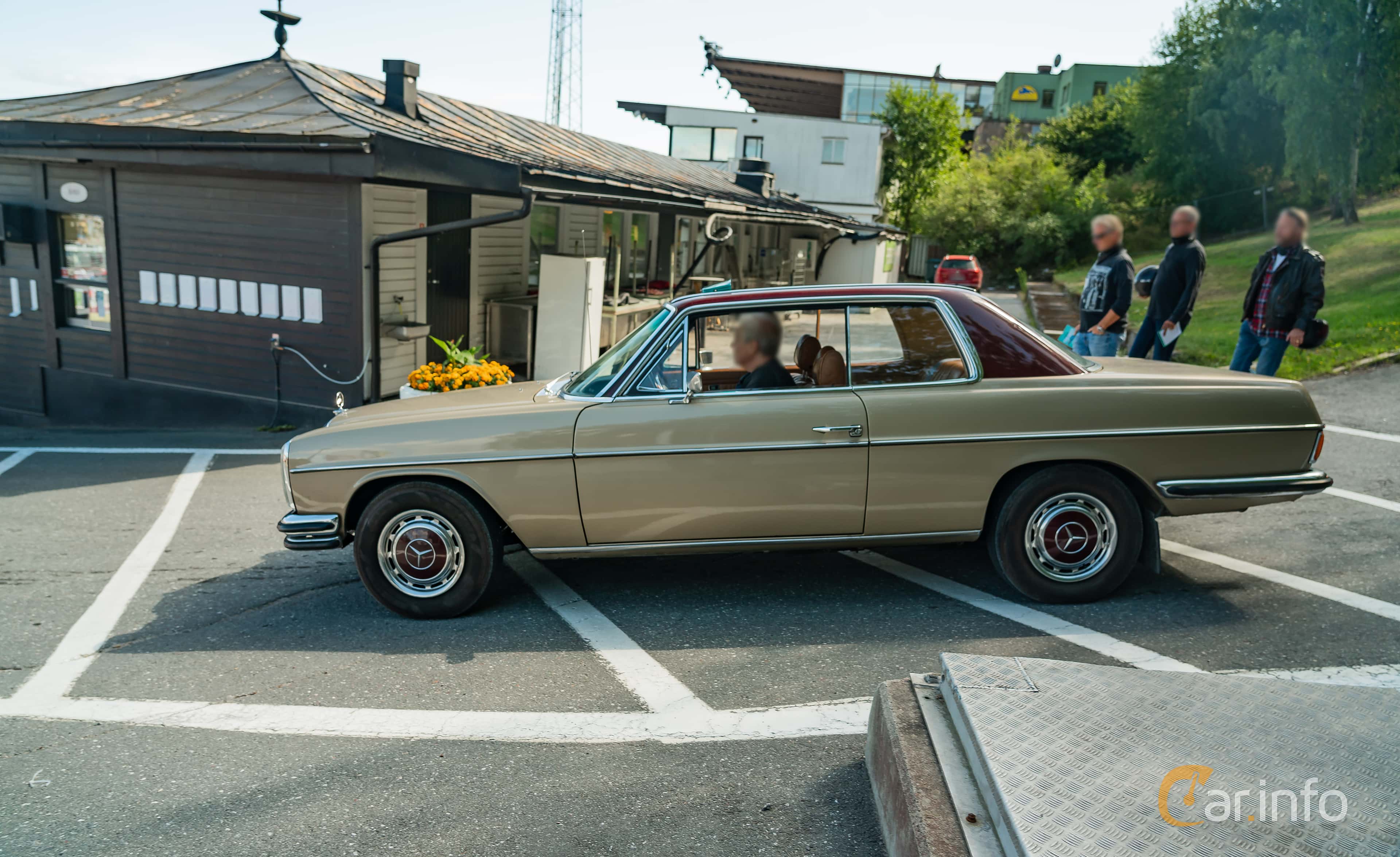 Mercedes-Benz 250 CE  150hp, 1971