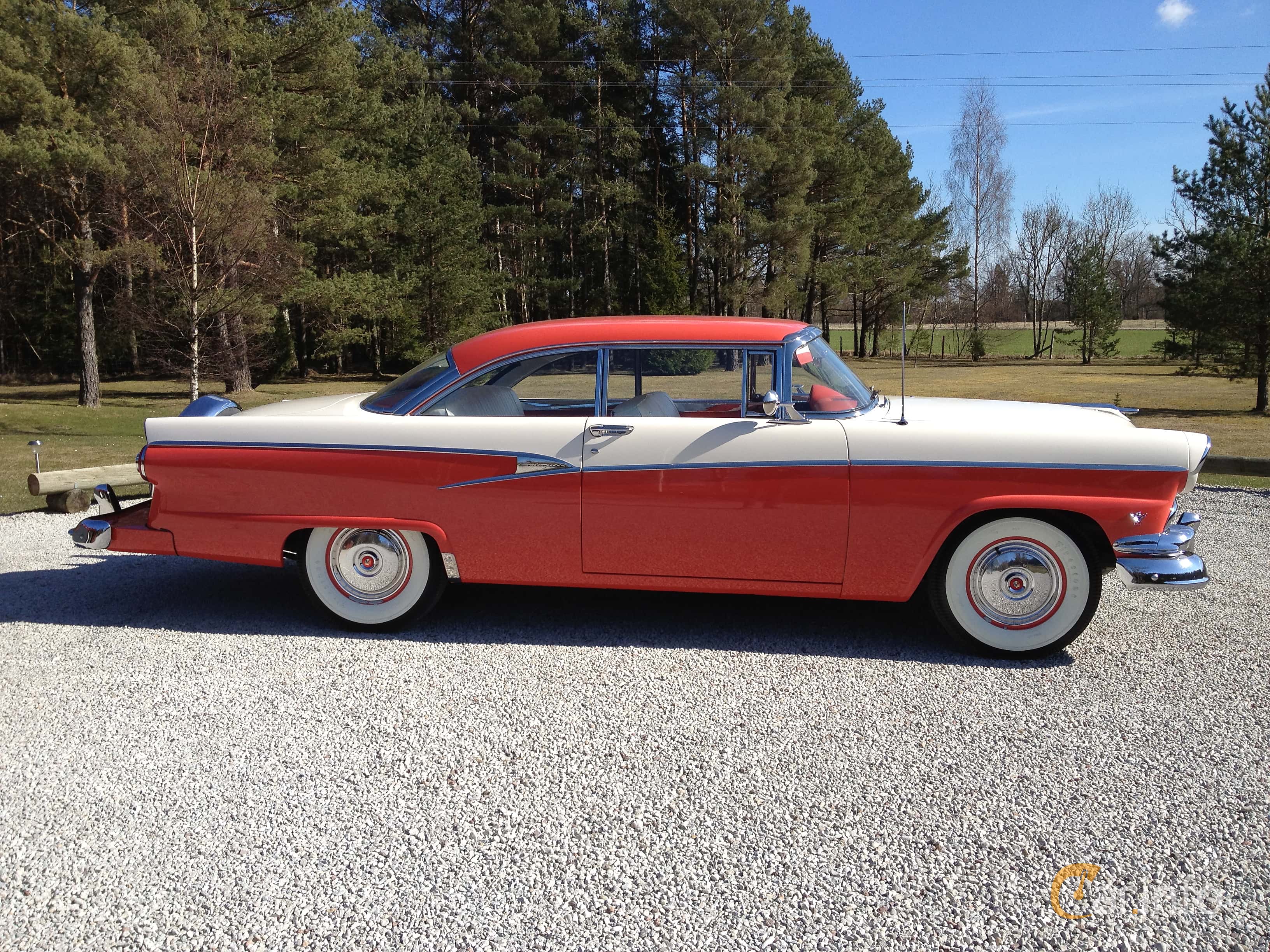 Ford Customline Victoria 4.5 V8 Automatic, 178hp, 1956