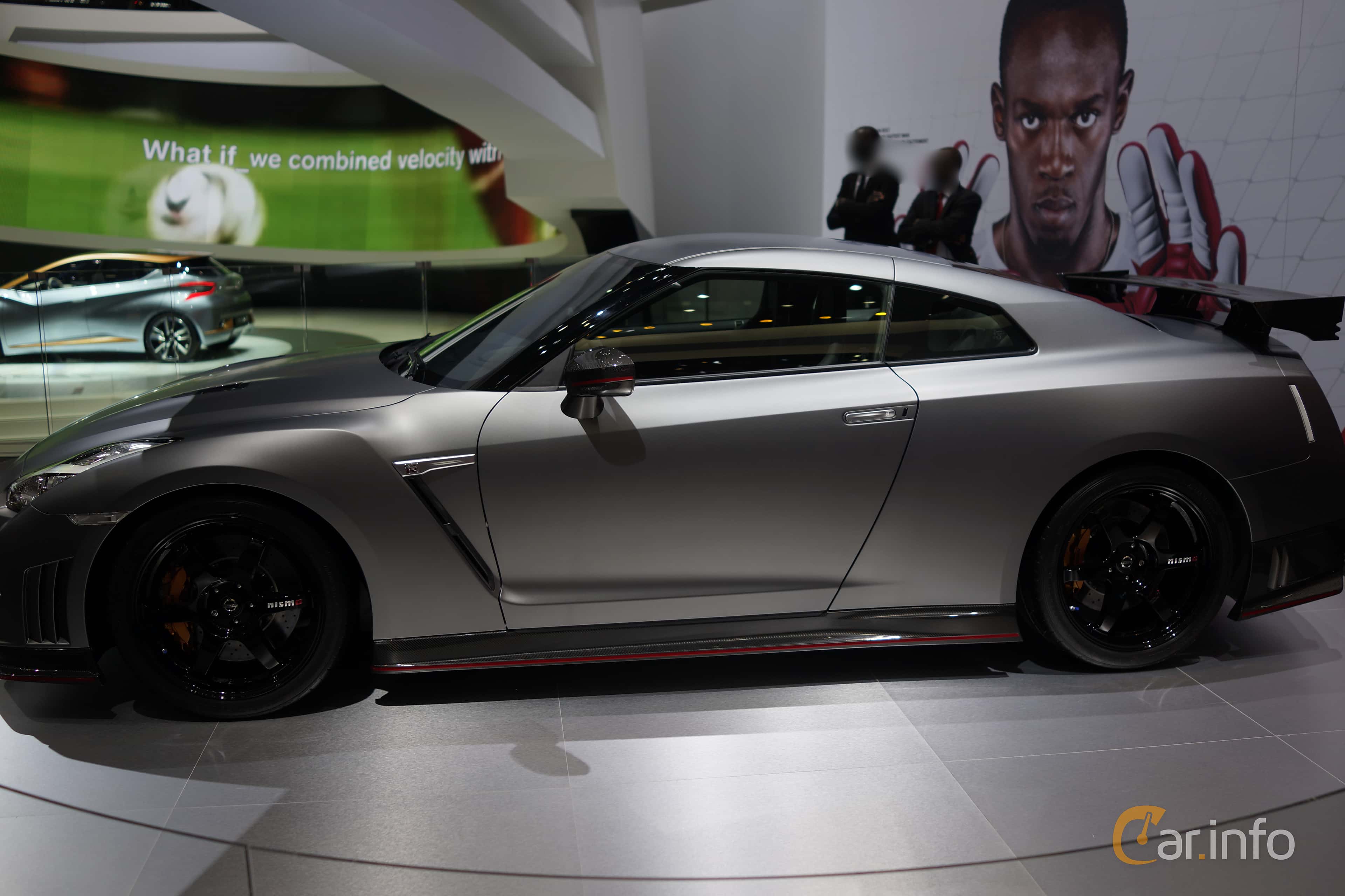 Nissan GT-R Nismo DCT, 6-speed