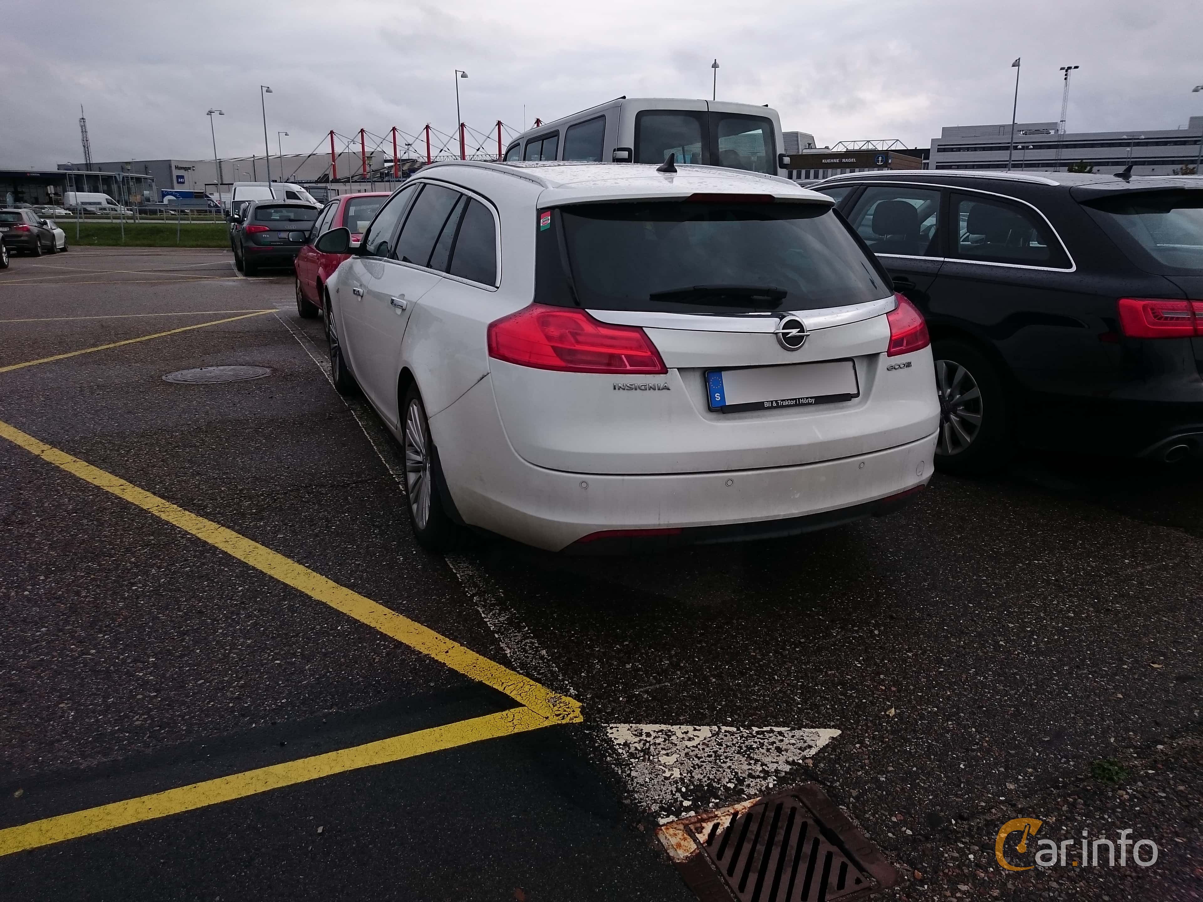 Opel Insignia Sports Tourer 2.0 CDTI ecoFLEX Manual, 160hp, 2013