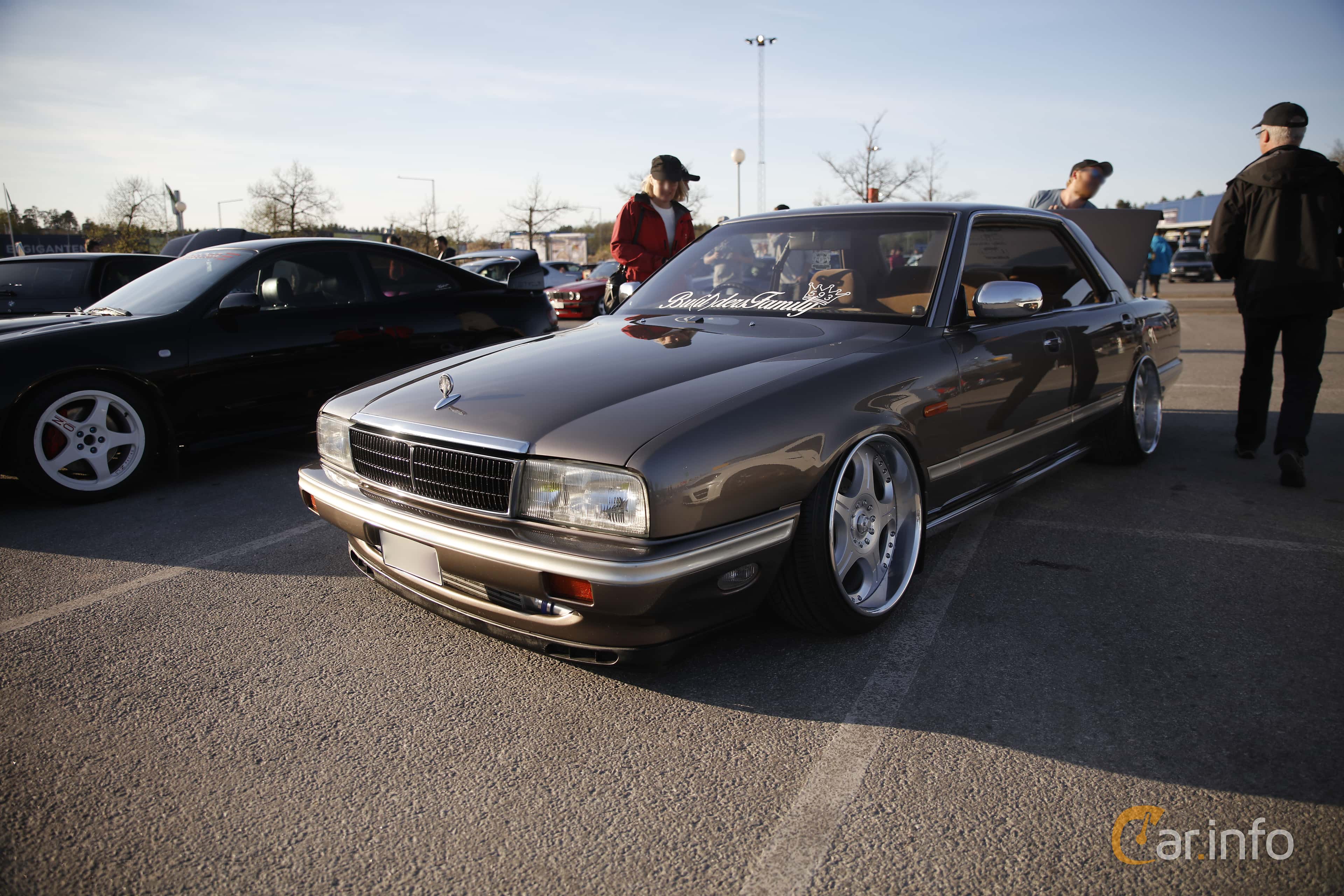 Nissan Cima 4-door Hardtop 3.0 V6 Automatic, 258hp, 1989