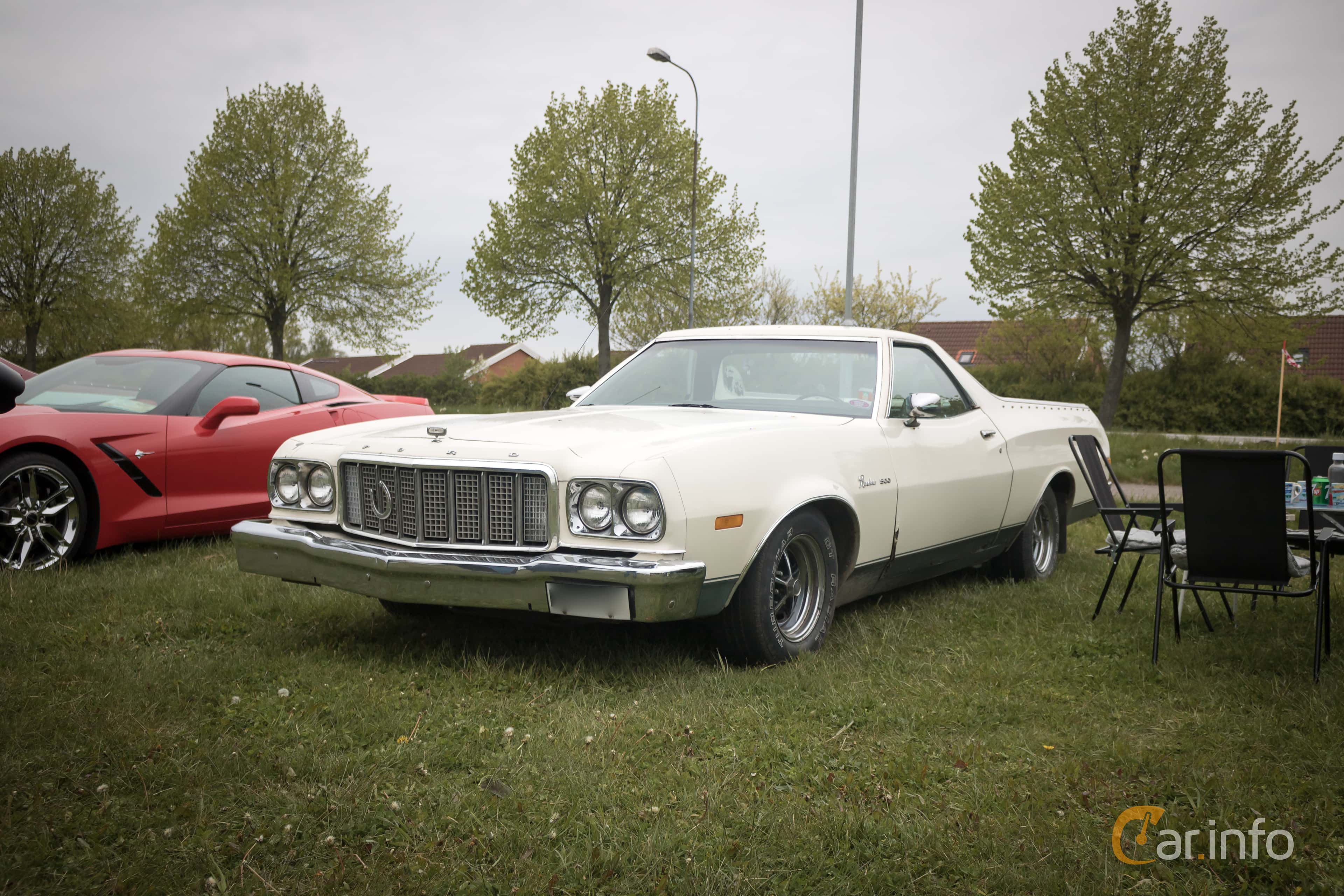 Ford Ranchero 7th Generation 4.9 V8 Manual, 3-speed