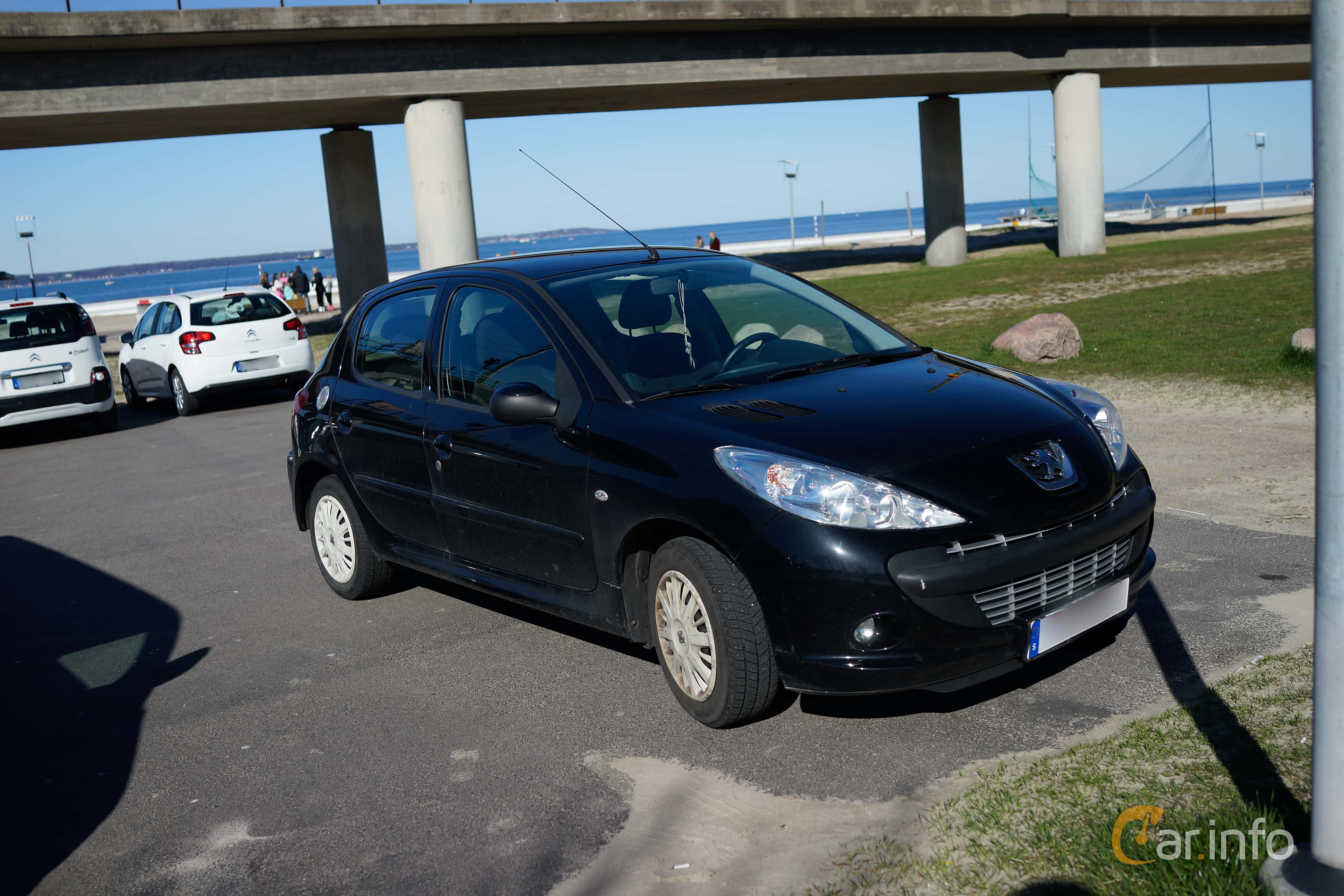 Peugeot 206+ 5-door 1.4 Manual, 75hp, 2011