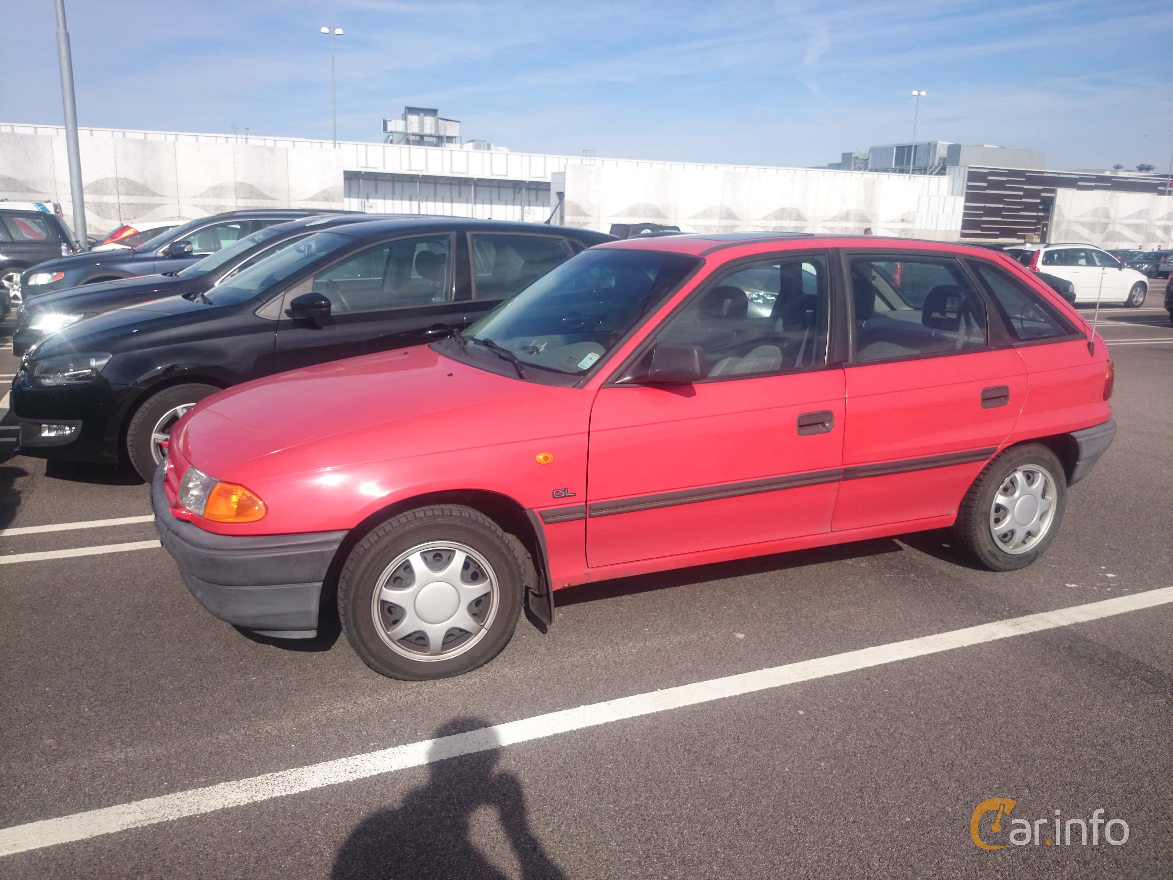 Opel Astra 5-door 1.6 Si Manual, 101hp, 1994