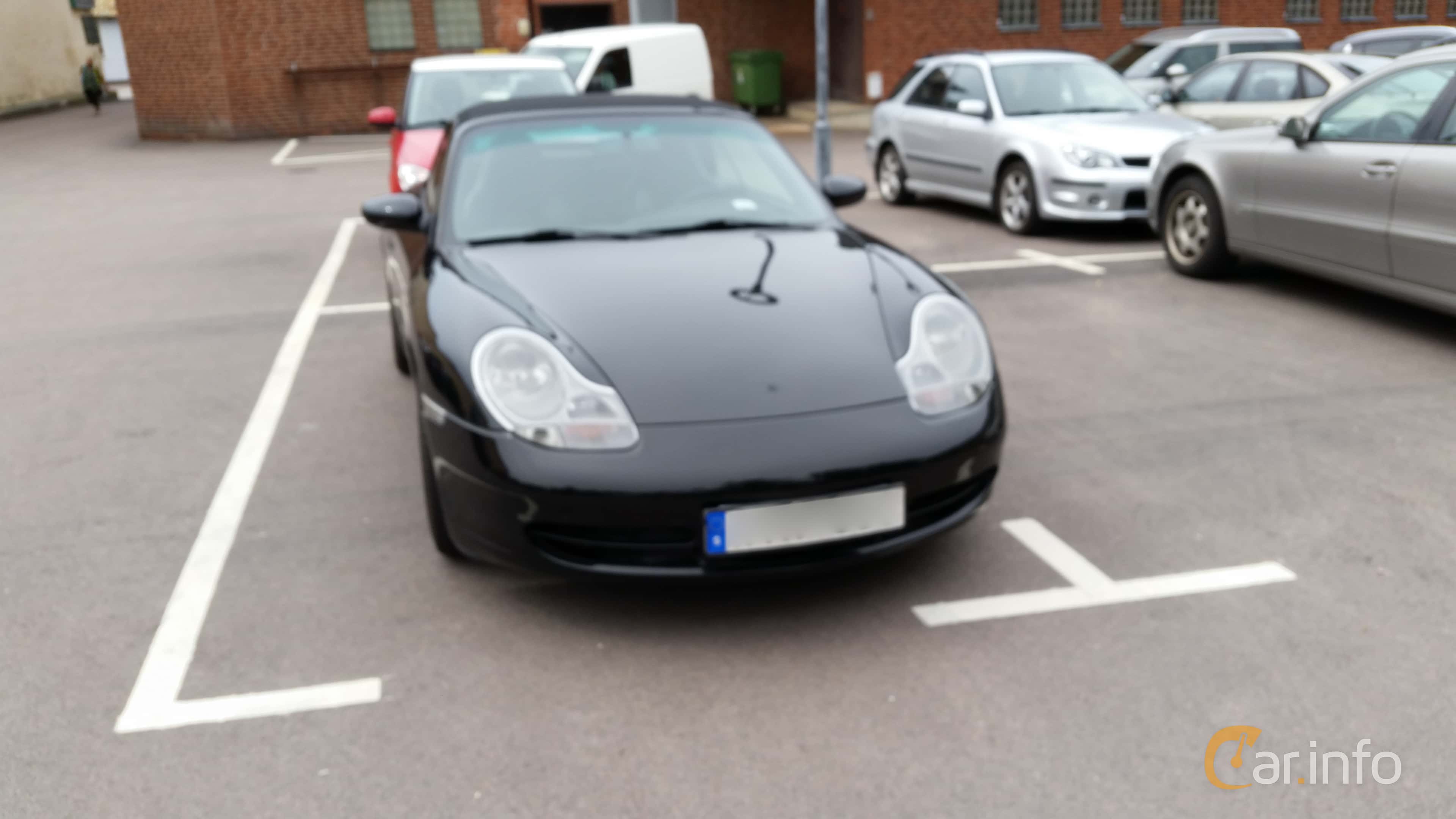 Porsche 911 Carrera Cabriolet  Manual, 300hp, 2000