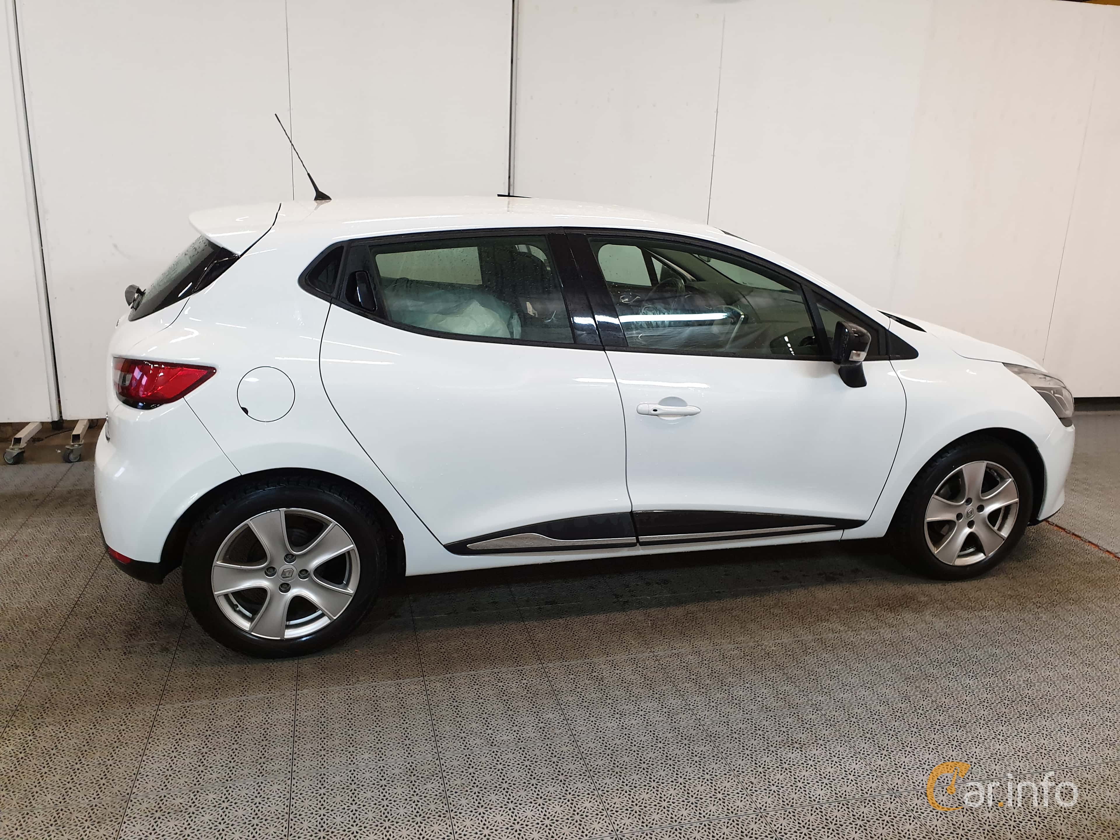 Renault Clio 0.9 TCe Manual, 90hp, 2019