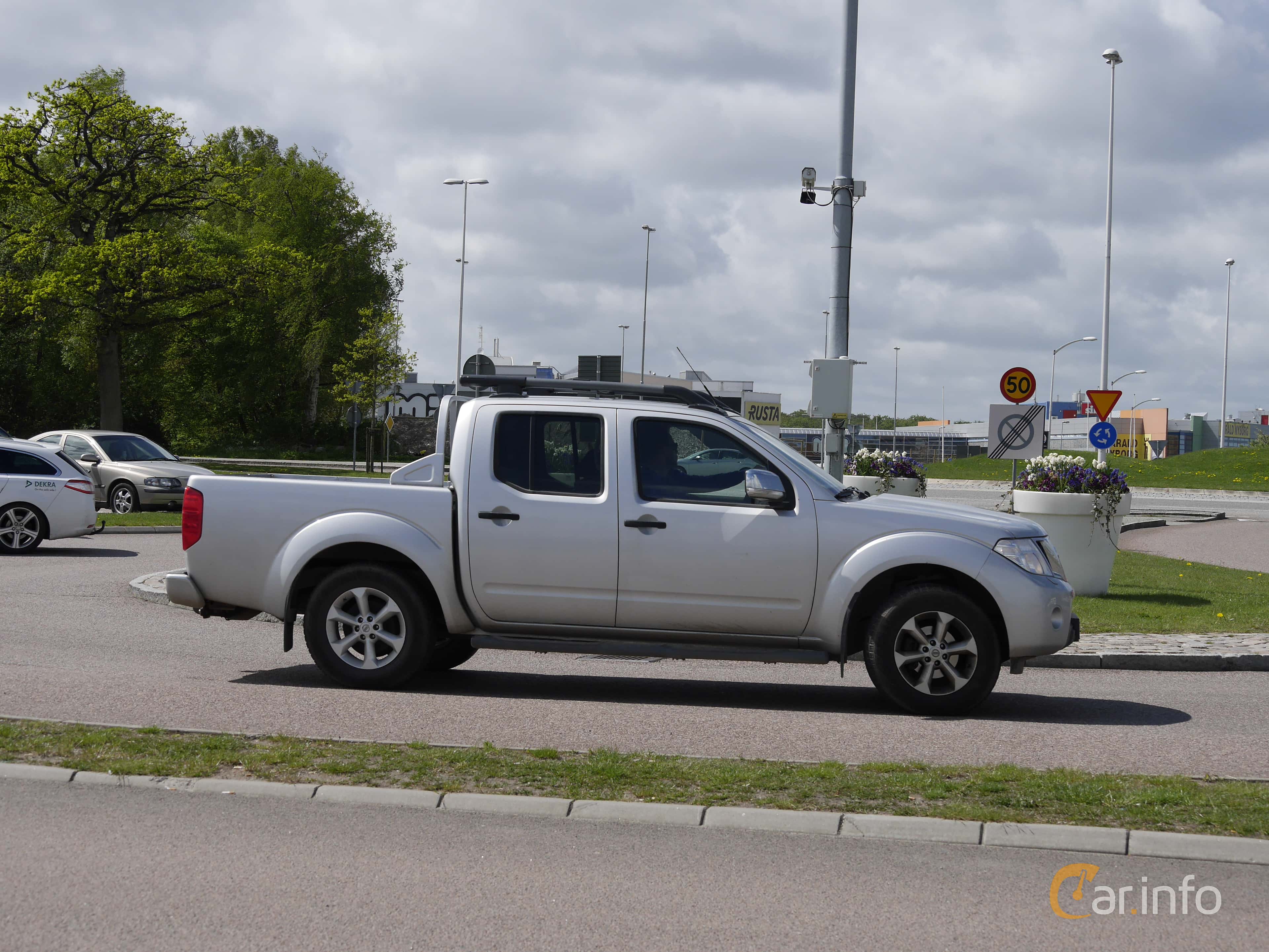 Nissan Navara Double Cab 2.5 dCi 4x4 Automatic, 190hp, 2013