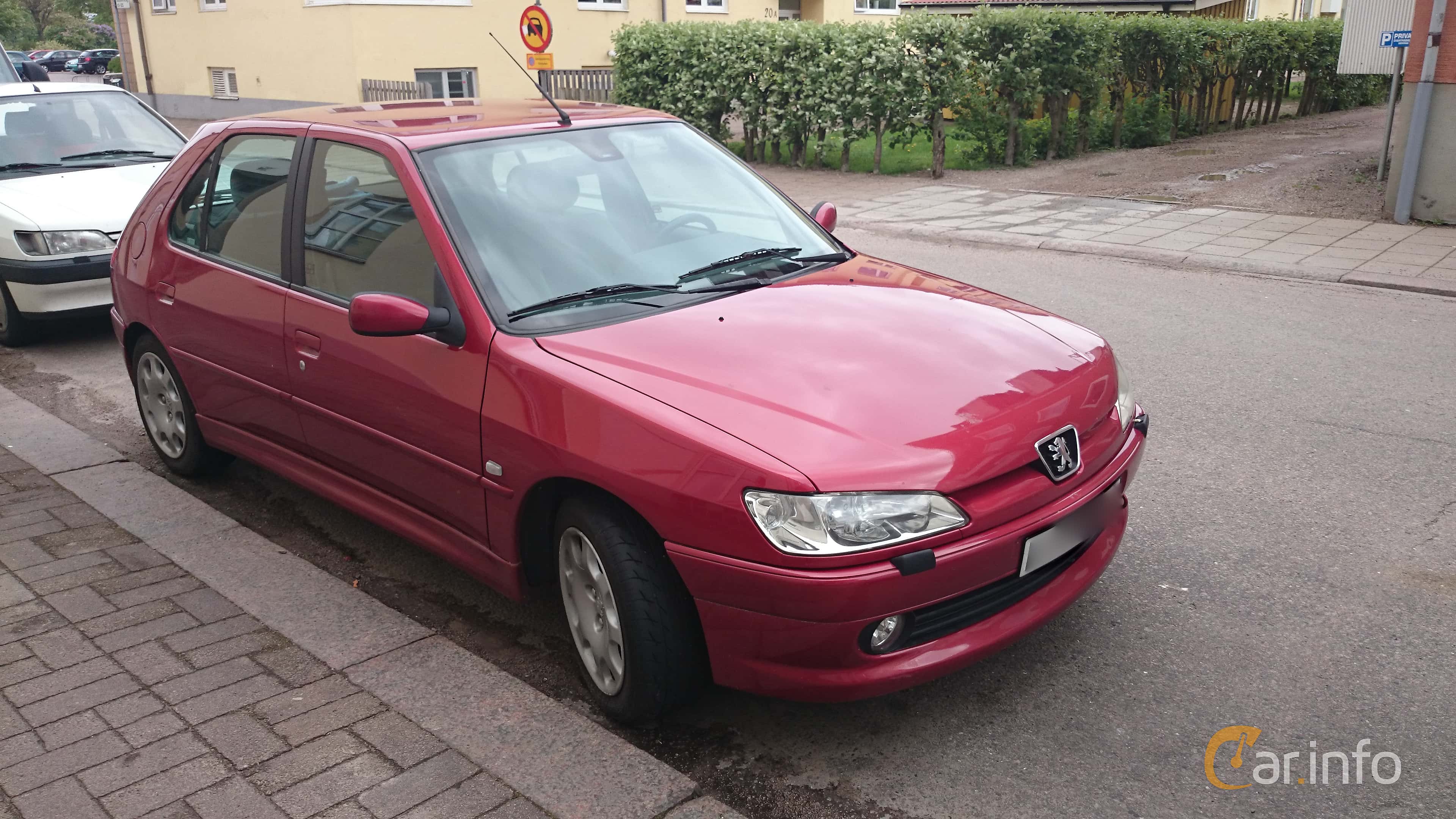 Peugeot 306 5-door 1.8 Manual, 110hp, 2001