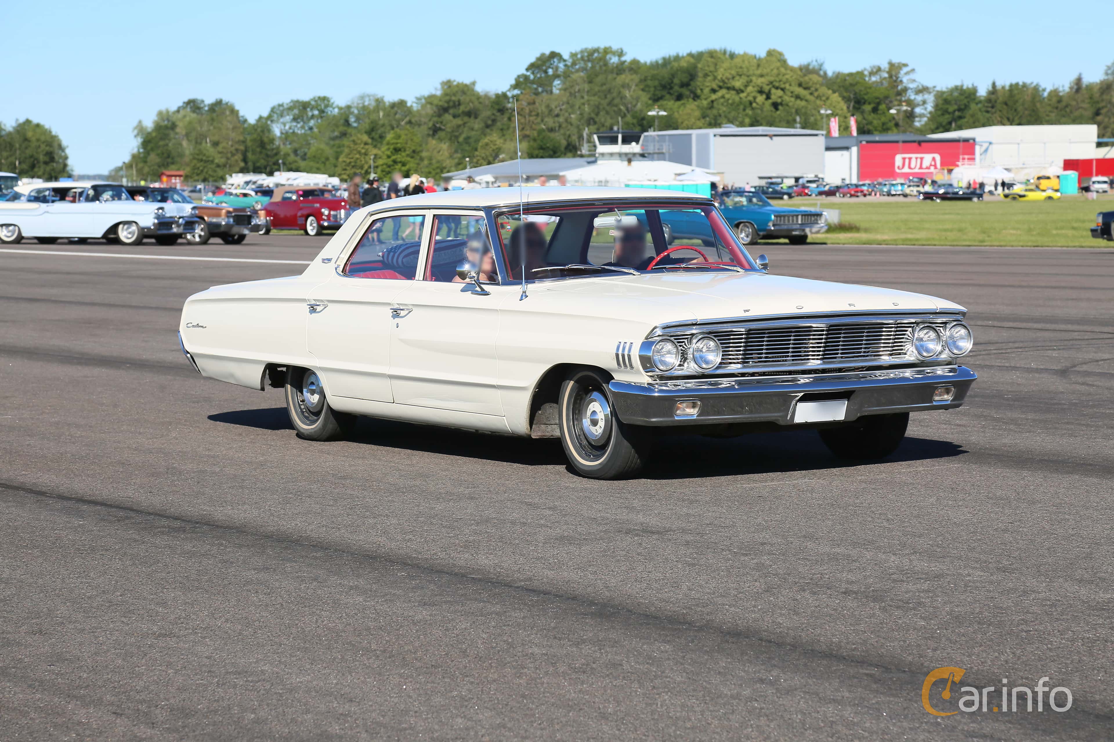 Ford Custom 4.7 V8 4th Generation, Manual, 3-speed