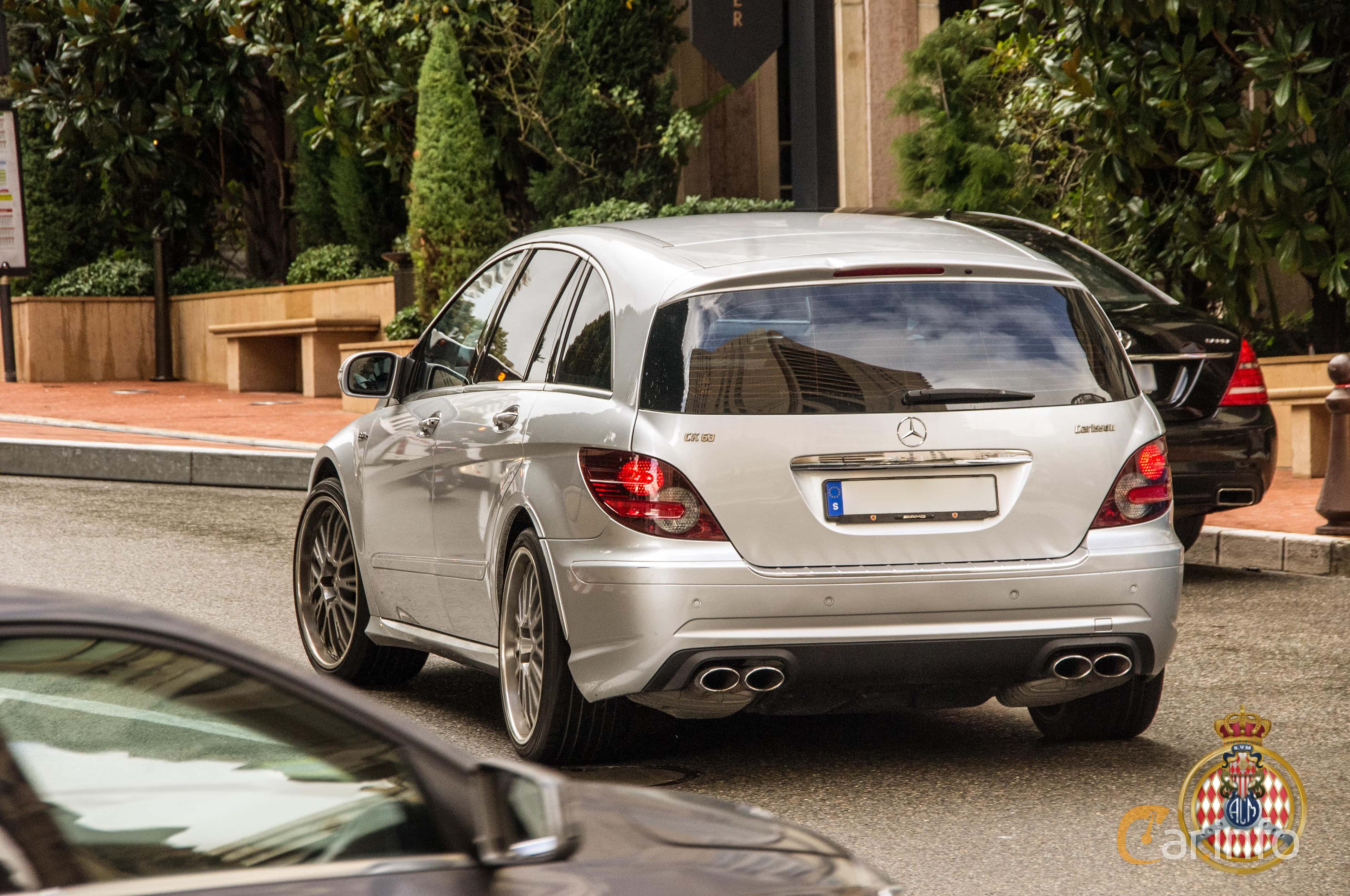 Mercedes-Benz R 63 AMG 4MATIC 7G-Tronic