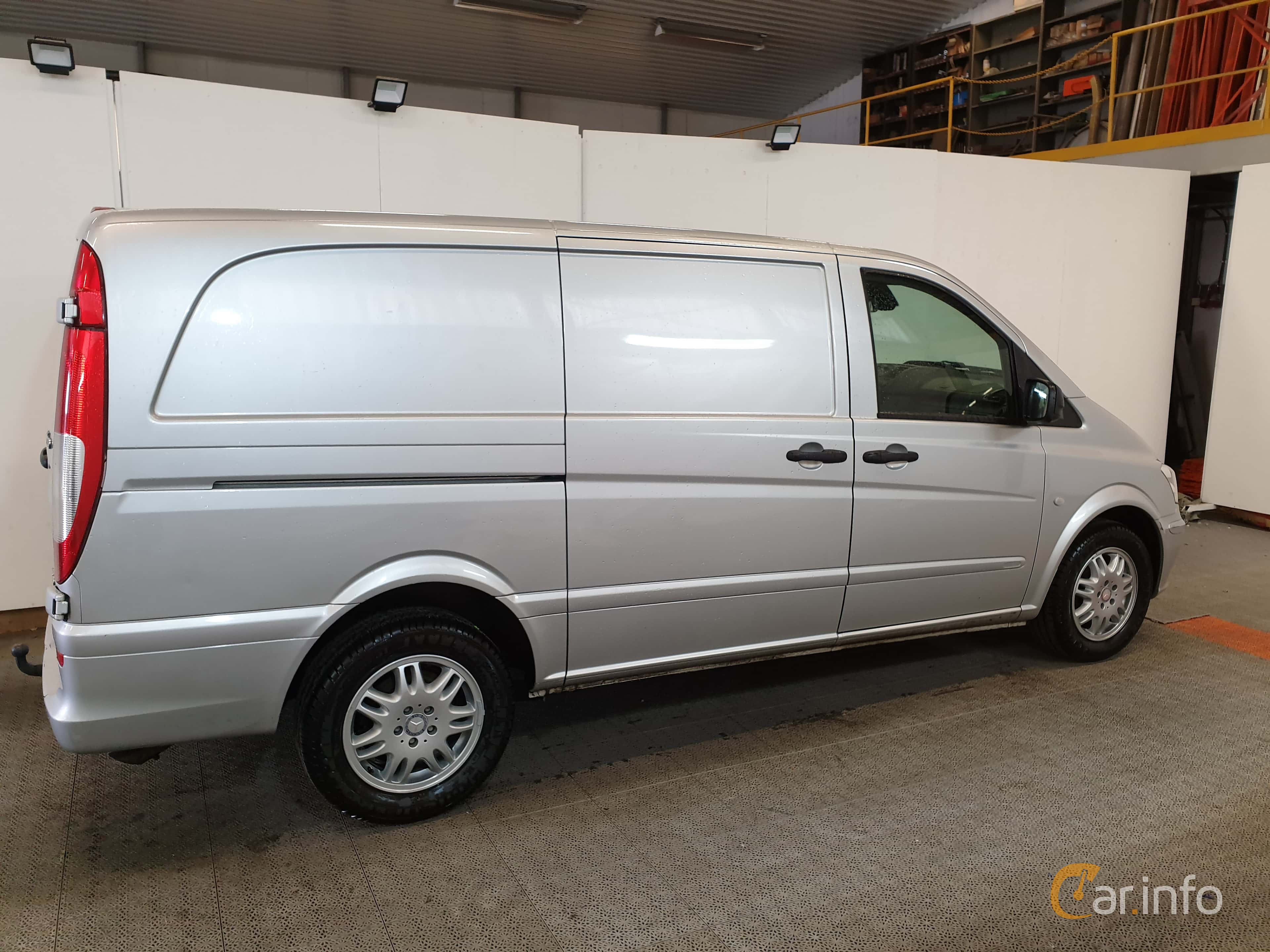Mercedes-Benz Vito 122 CDI  Manual, 224hp, 2011