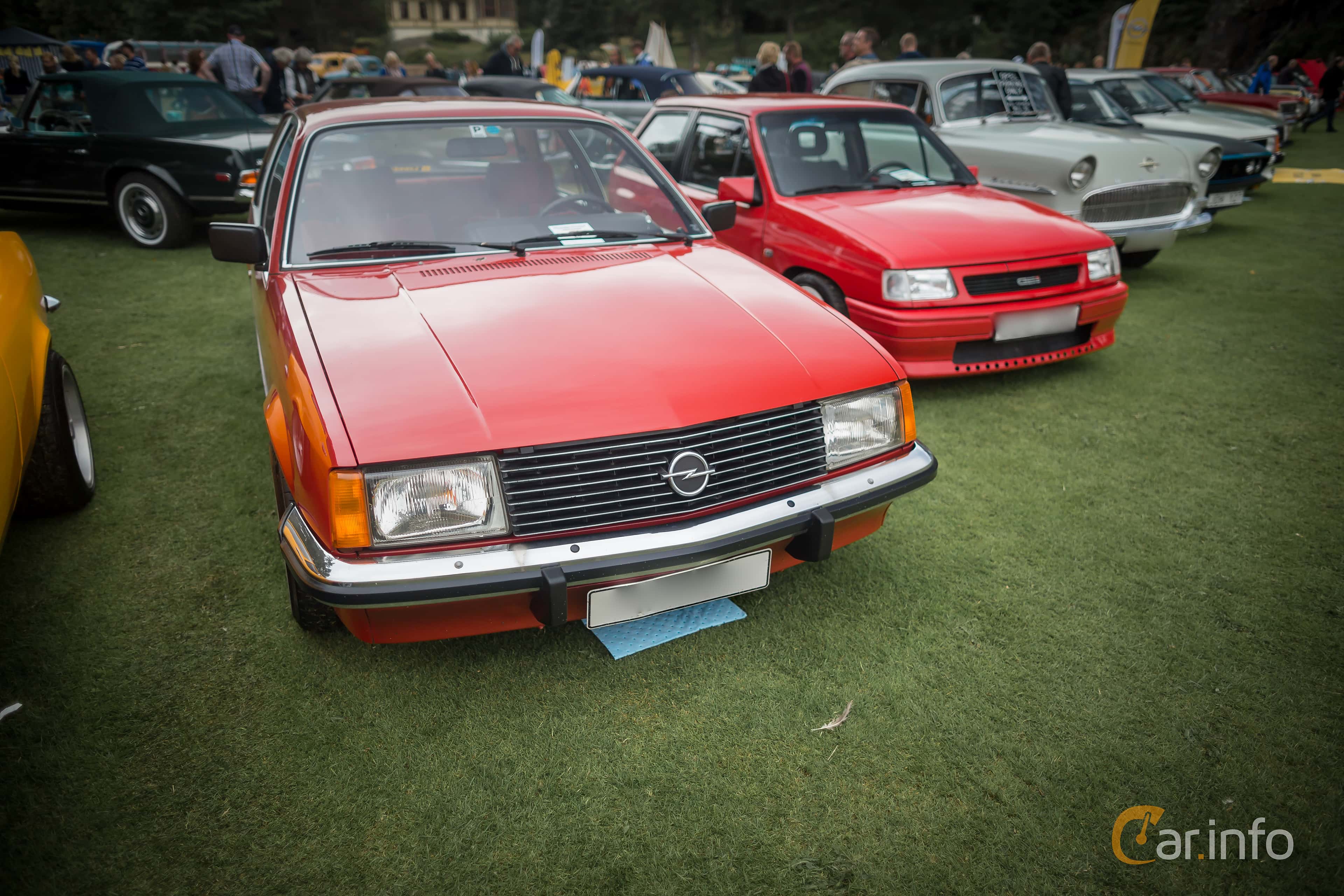 Opel Rekord 2-door 2.0 S Manual, 101hp, 1979