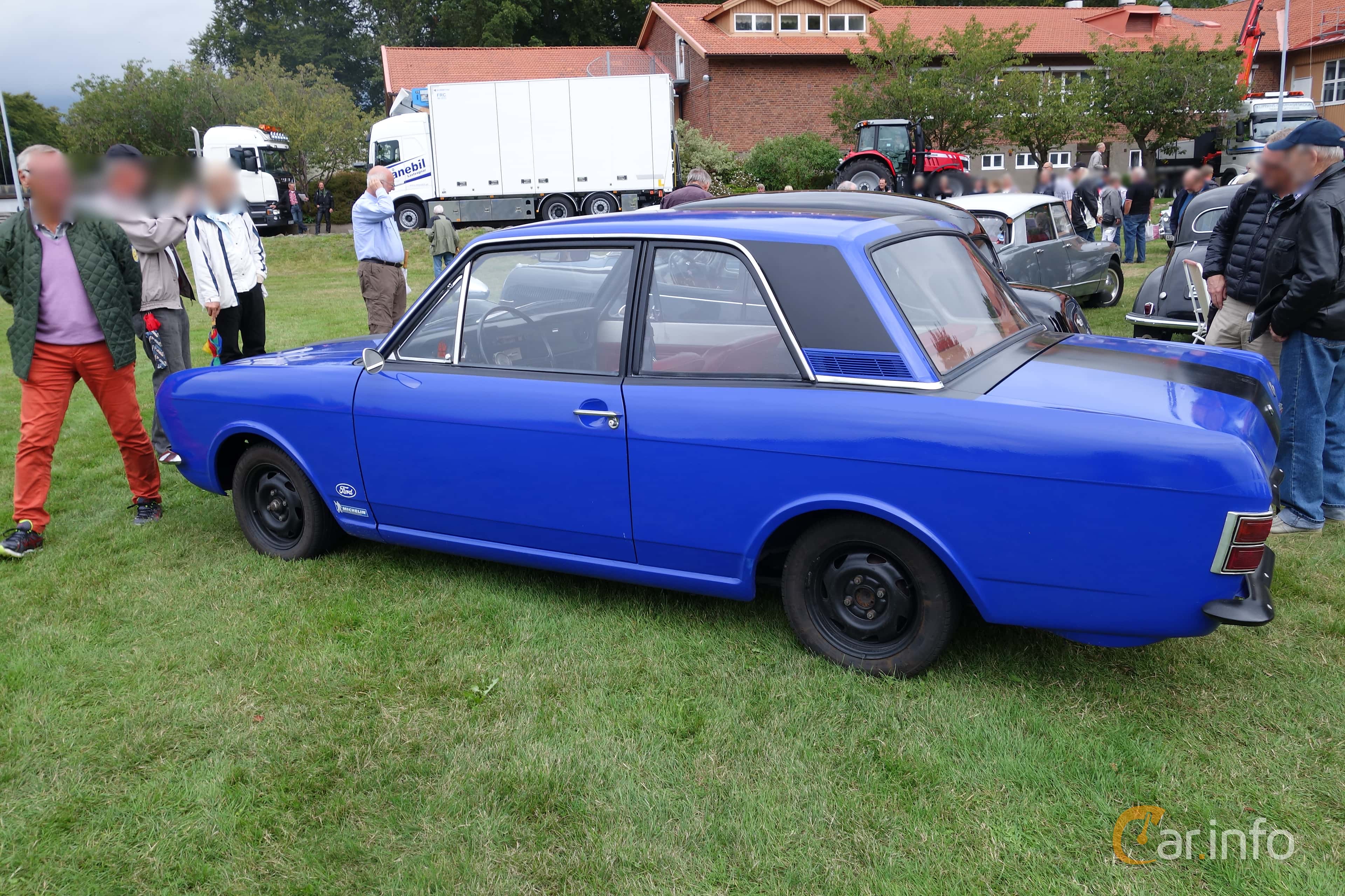 Ford Cortina 2-door Sedan 1.3 55hp, 1970