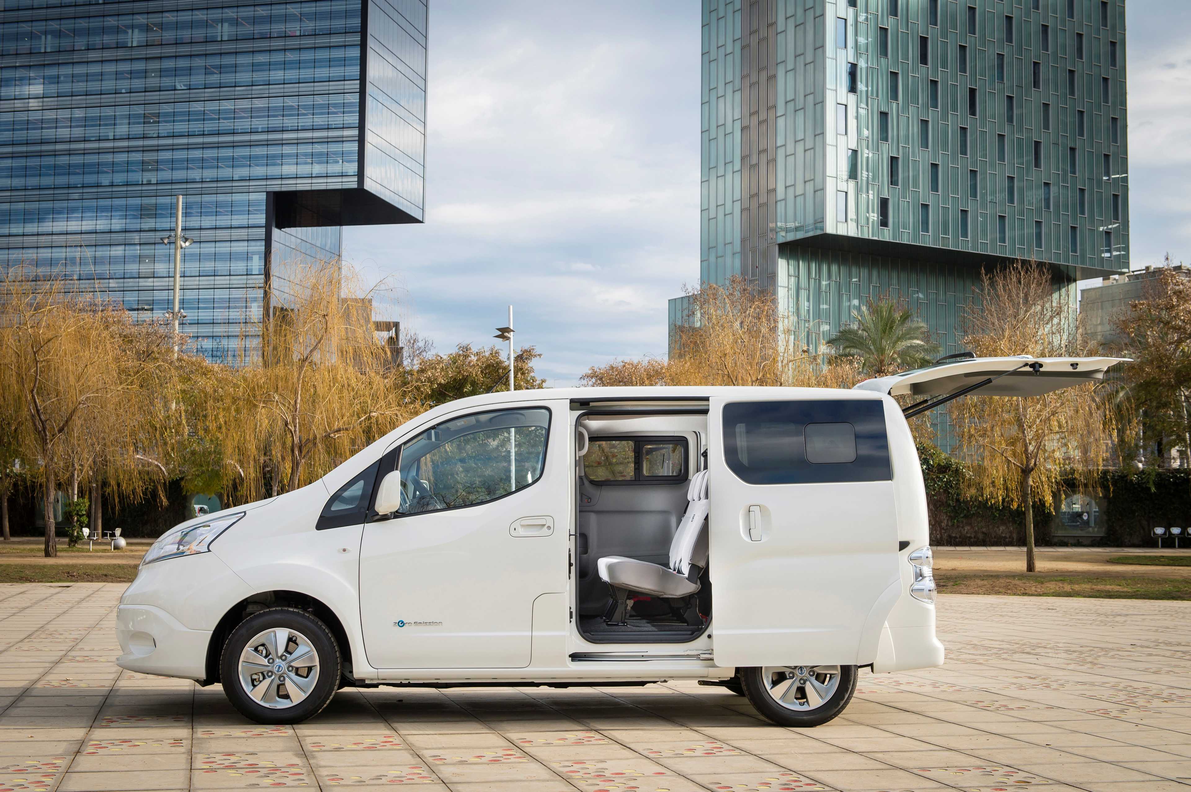 Nissan e-NV200 Combi 24 kWh Single Speed, 109hp, 2015