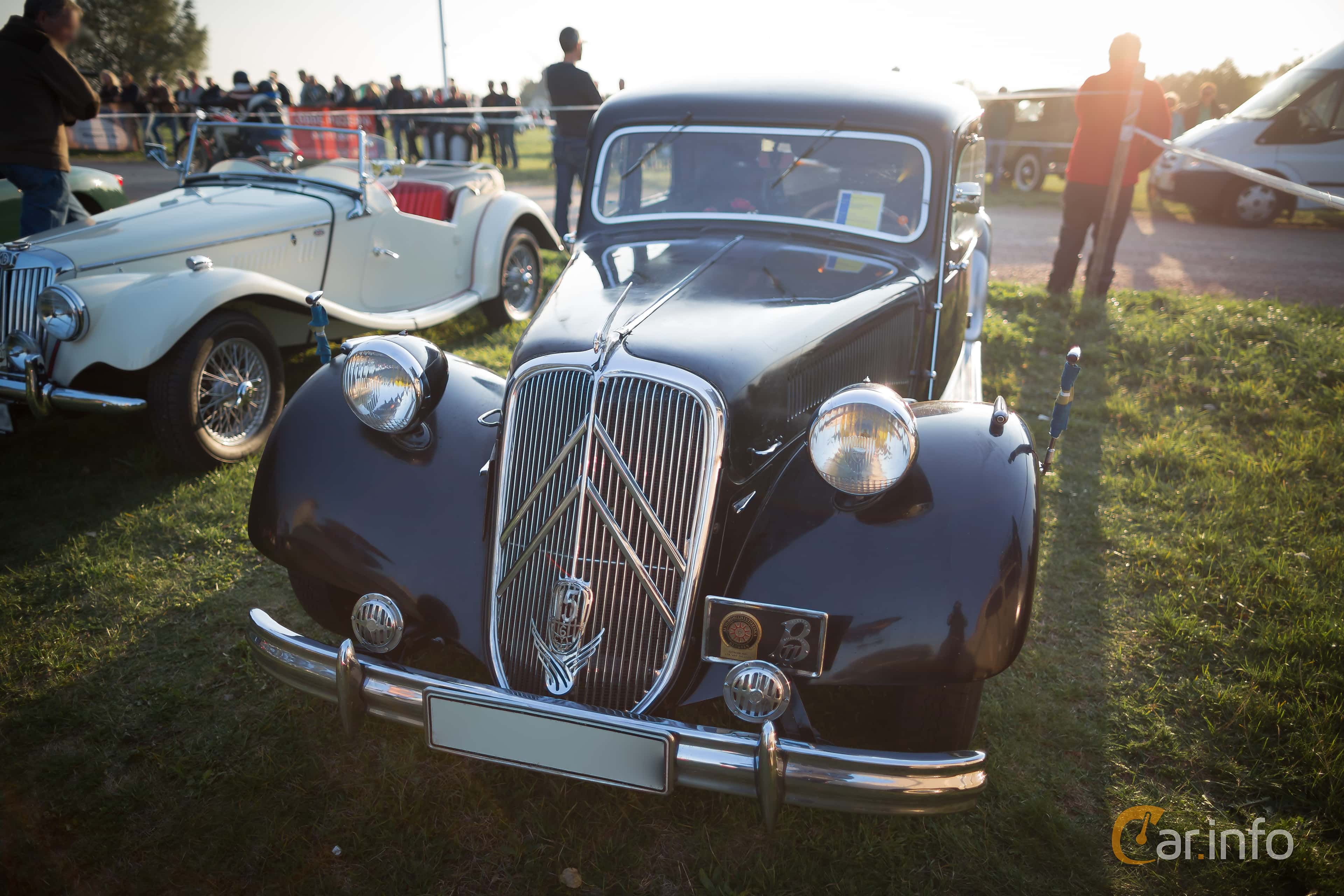 Citroën 15 CV Sedan 2.9 Manual, 78hp, 1950