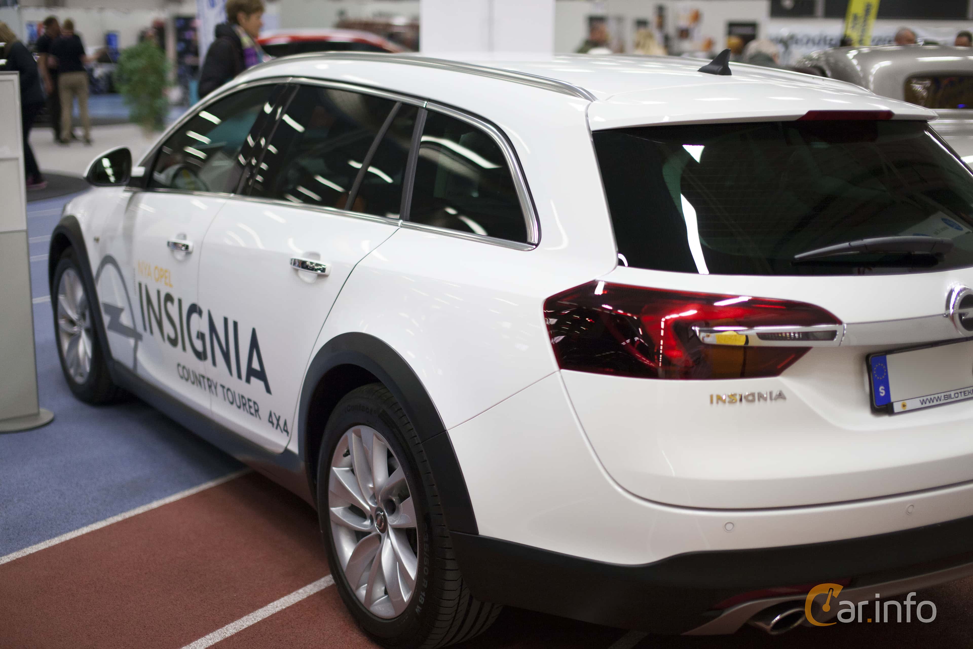 Opel Insignia Country Tourer 2.0 CDTI 4x4 Manual, 163hp, 2014