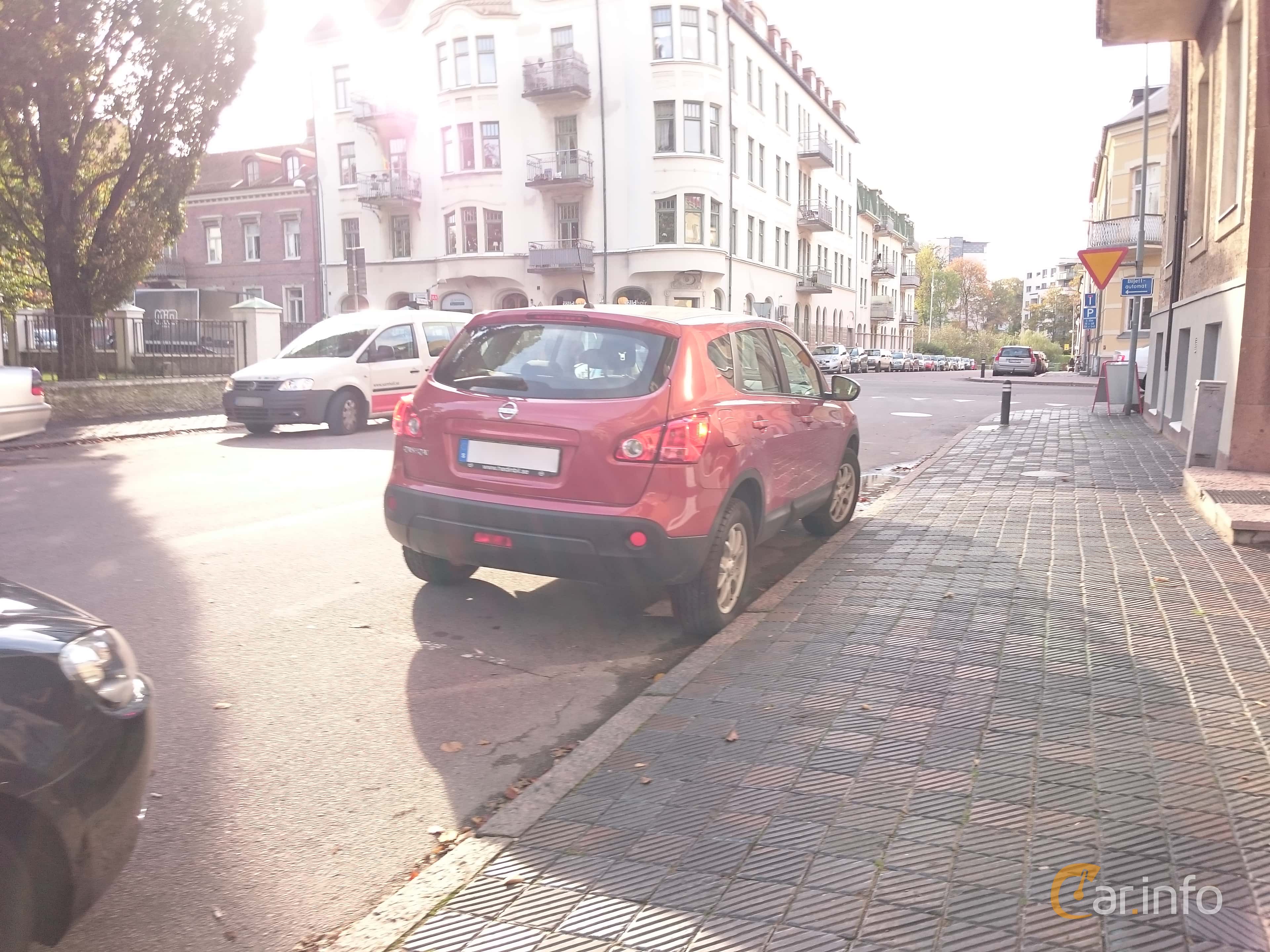 Nissan Qashqai 2.0 CVT, 141hp, 2008