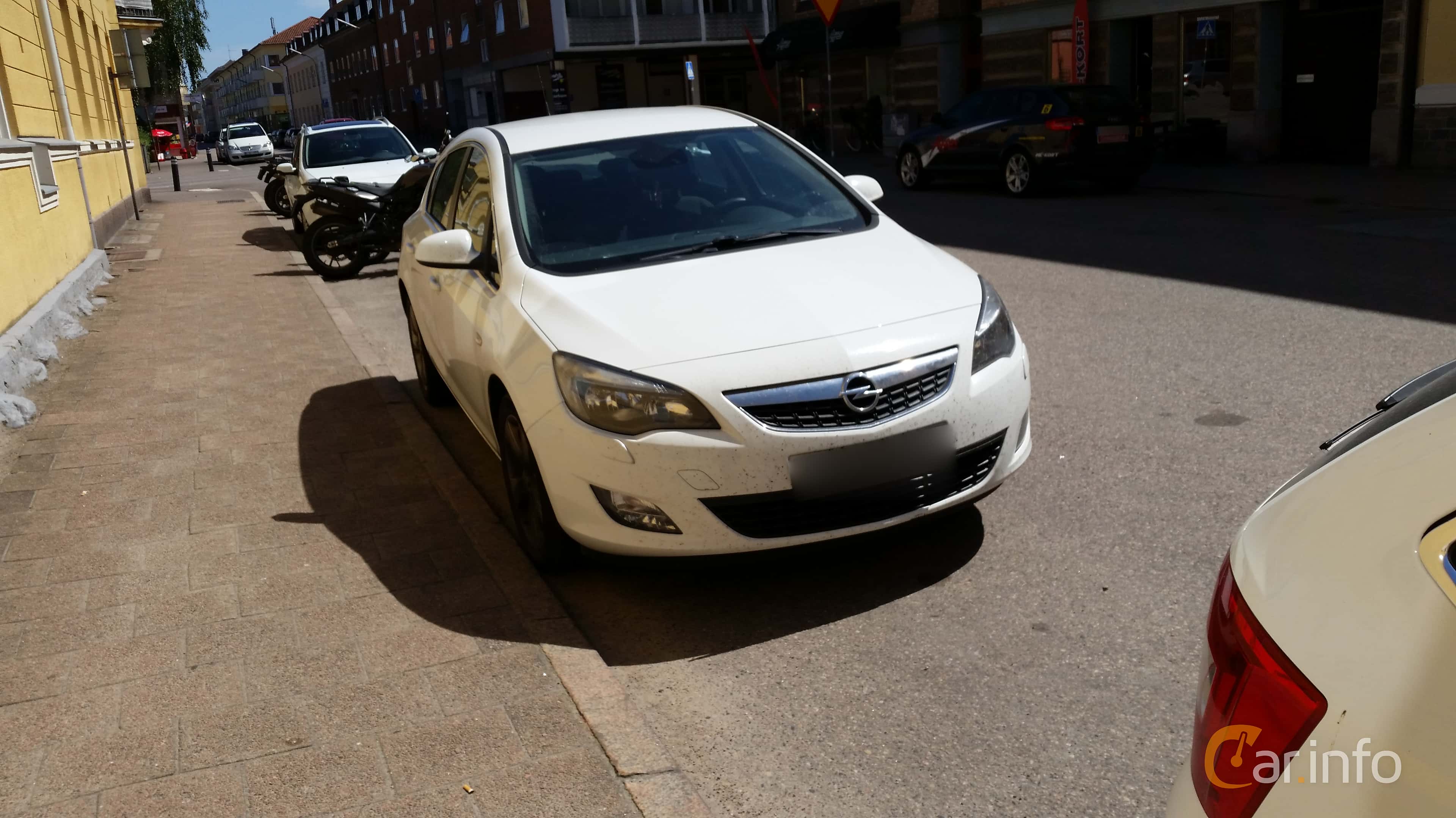 Renault Mégane 5-door 1.4 Manual, 98hp, 2004