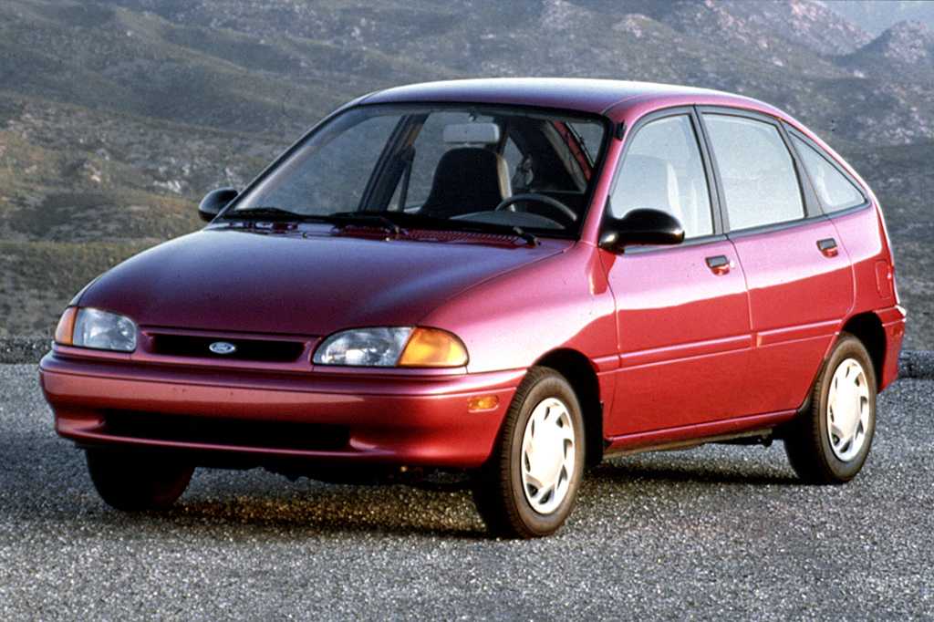 Ford Aspire 5-door 1.3 64hp, 1995